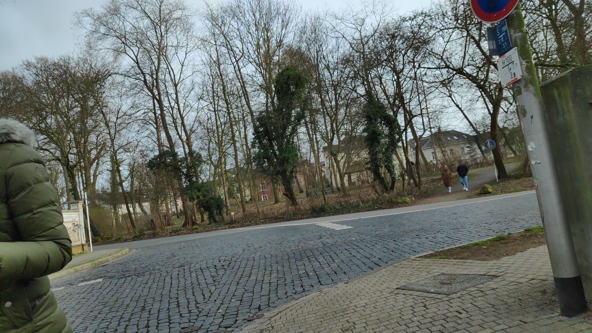 Street view near Marbella, Minden — © michelm16 (CC BY-SA · Mapillary)