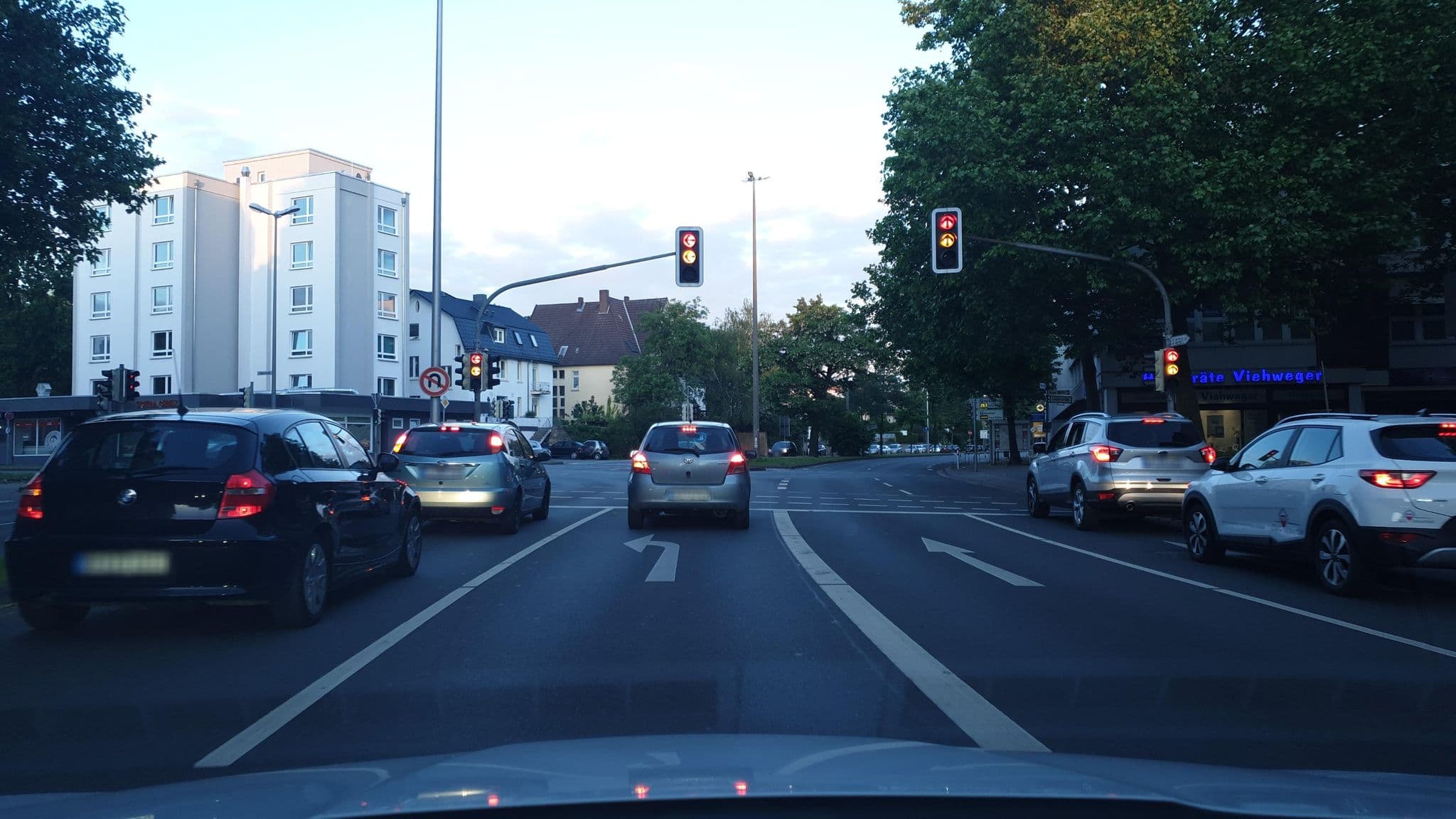 Street view near Münchener Hof, Herford — © Schmarvis (CC BY-SA · Mapillary)