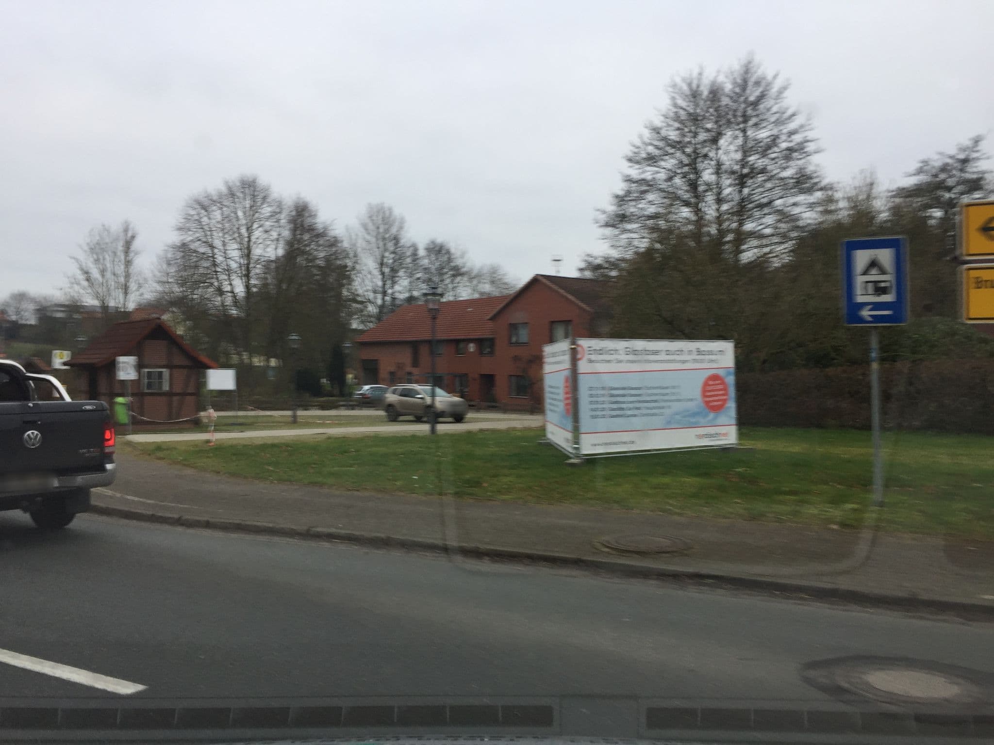 Street view near Ferienwohnung Neubruchhausen, Sudwalde — © xanu (CC BY-SA · Mapillary)