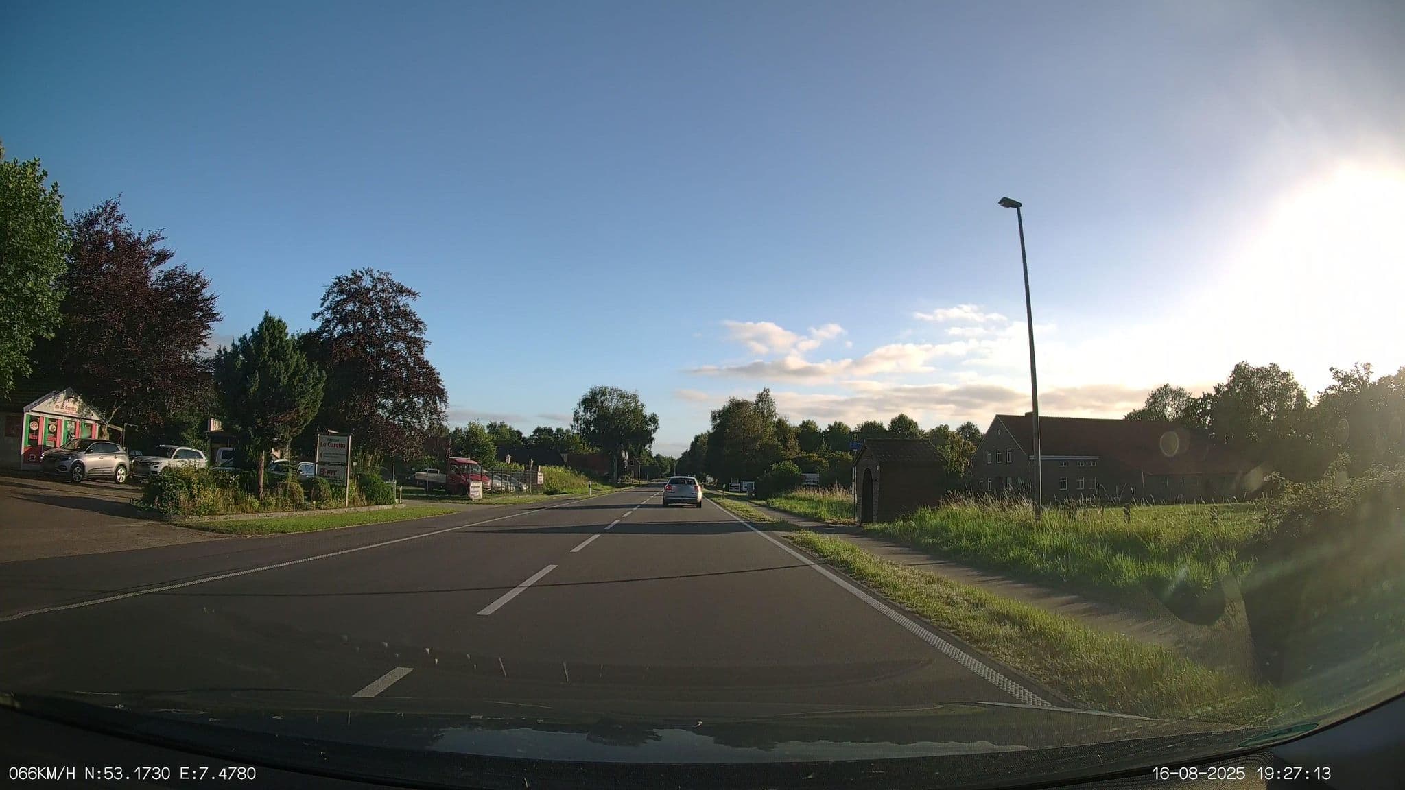 Street view near Hotel Rotbuche, Leer — © heetENkoel (CC BY-SA · Mapillary)