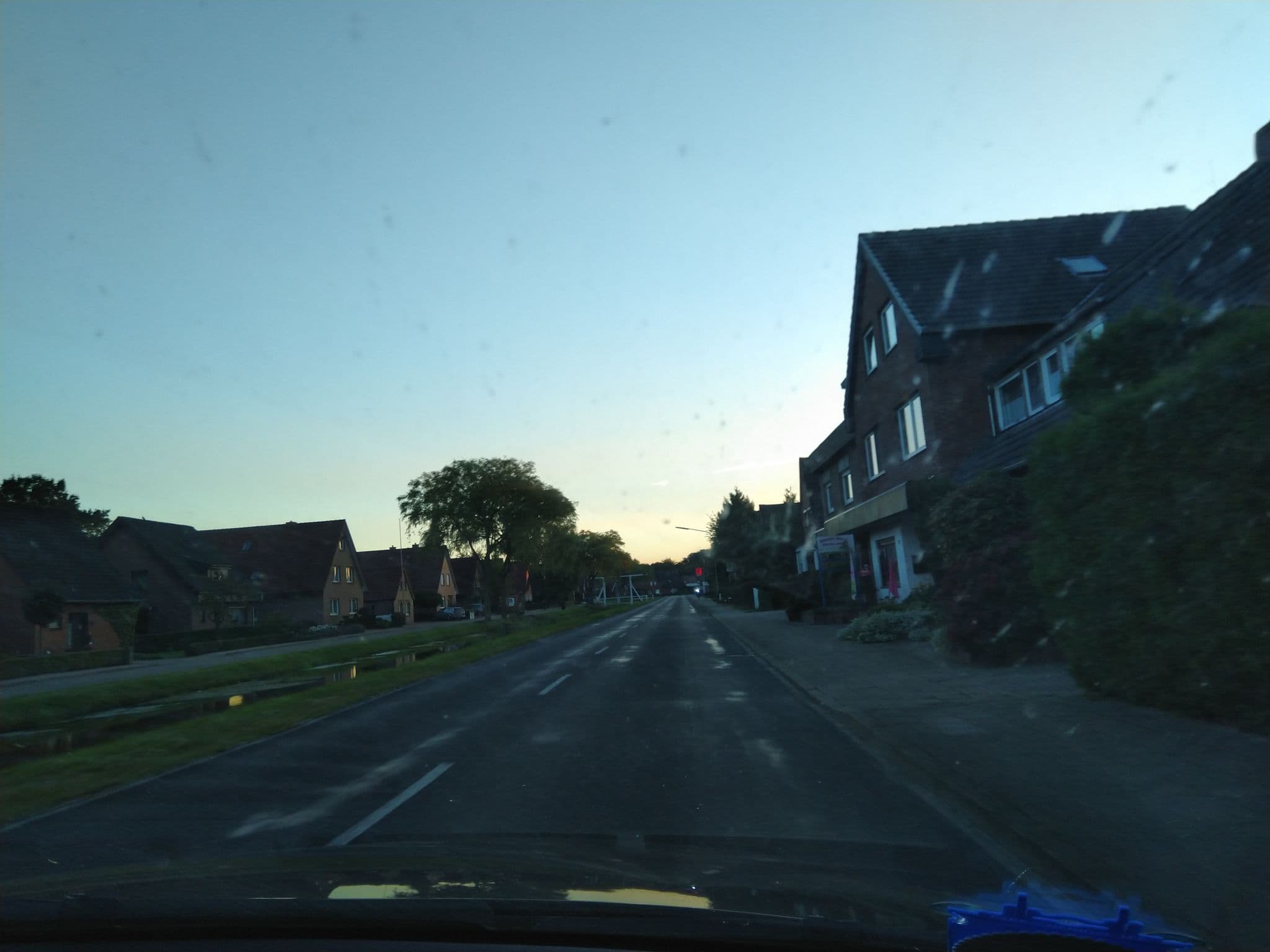 Street view near Gästehaus Stövchen Apartment Ostsee, Papenburg — © robinvdlinde (CC BY-SA · Mapillary)