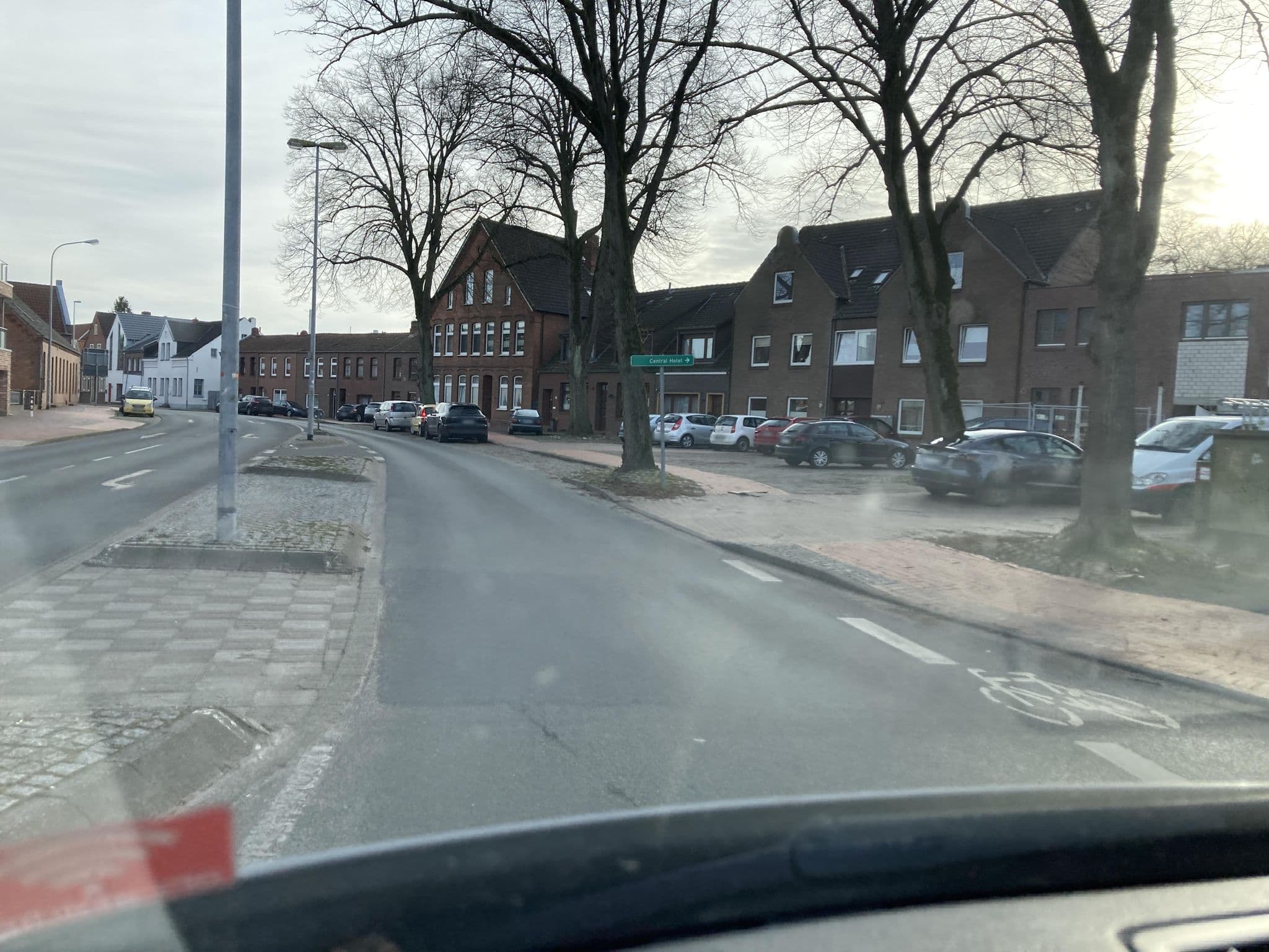 Street view near Central Hotel, Leer — © klaas130 (CC BY-SA · Mapillary)