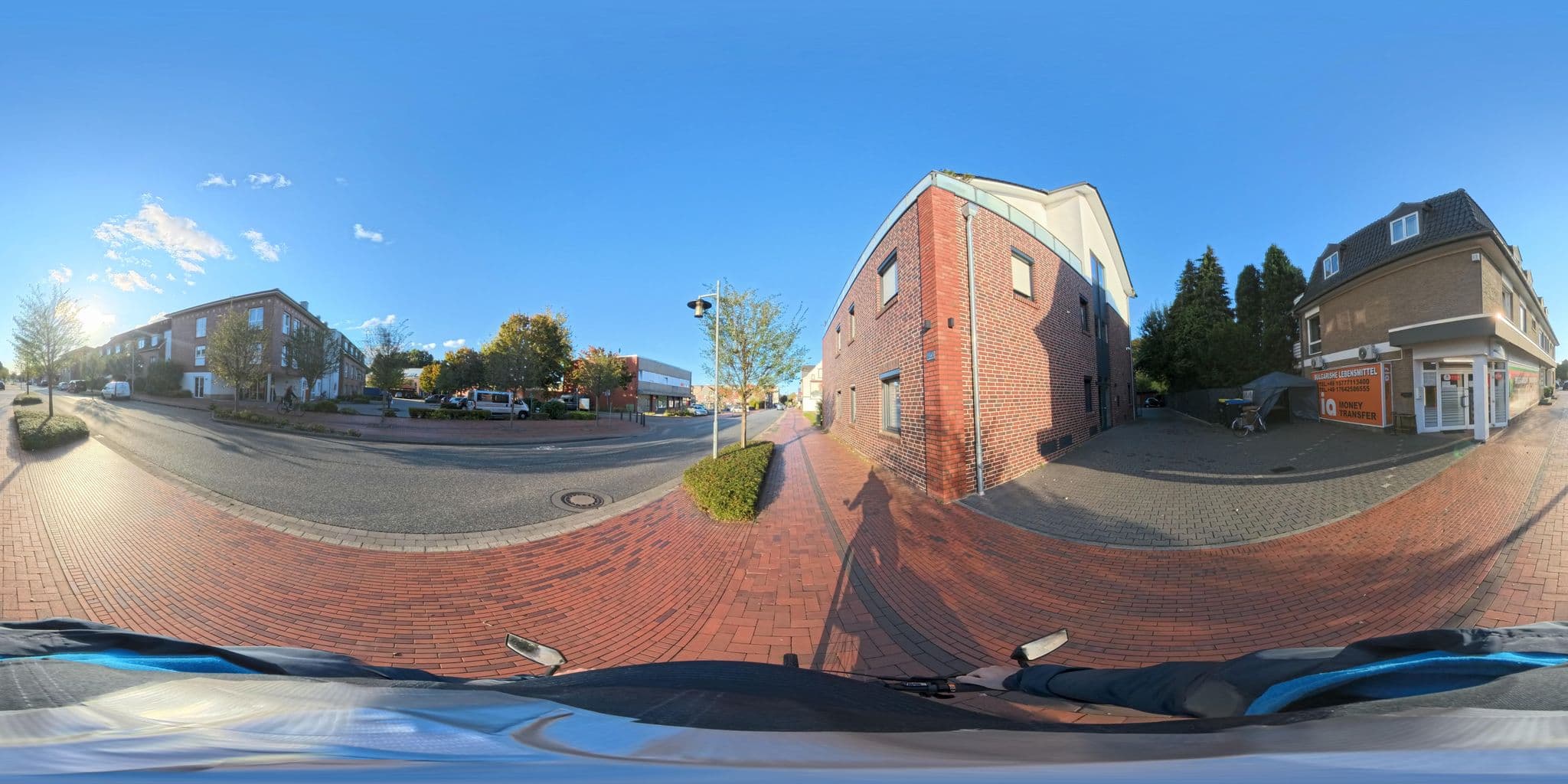 Street view near Seniorenwohnstift Papenburg Haus Friederike Hansa - Gruppe, Papenburg — © Emsland-Ostfriesland360View (CC BY-SA · Mapillary)