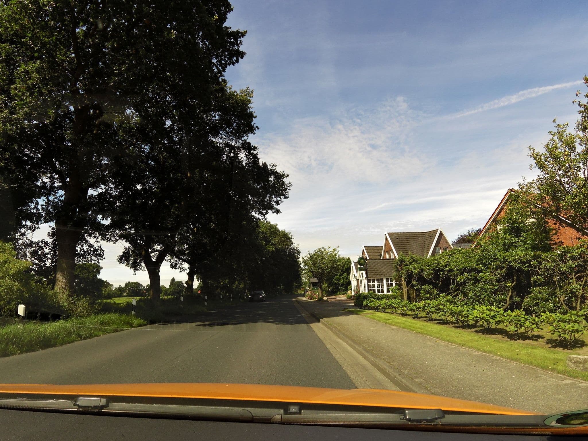 Street view near WALDQUELLE Hotel-Restaurant Inh. Helga Goy, Aurich — © moenk (CC BY-SA · Mapillary)