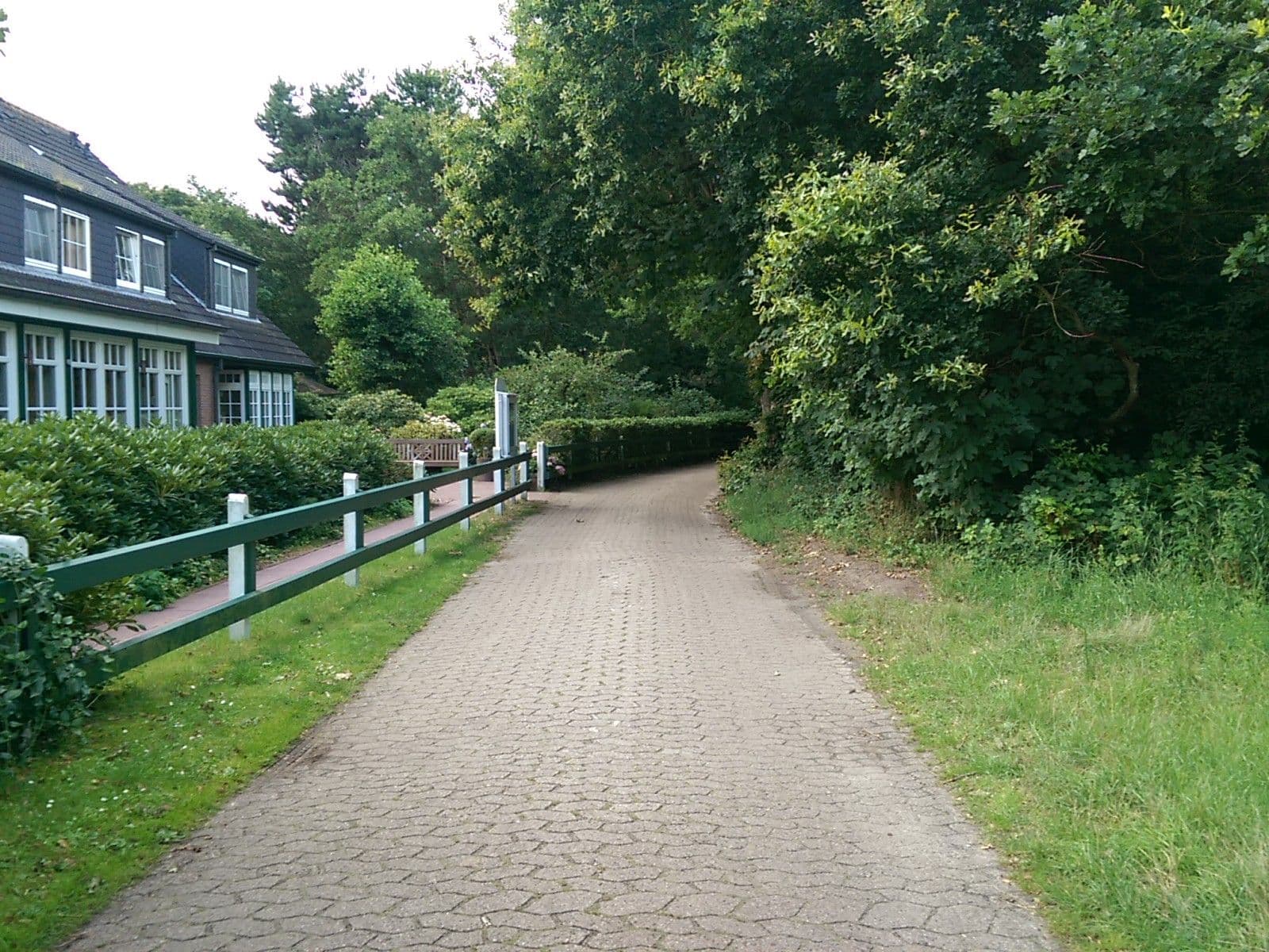 Street view near Jörg Gerdes Gästezimmervermietung, Neuharlingersiel — © flohoff (CC BY-SA · Mapillary)