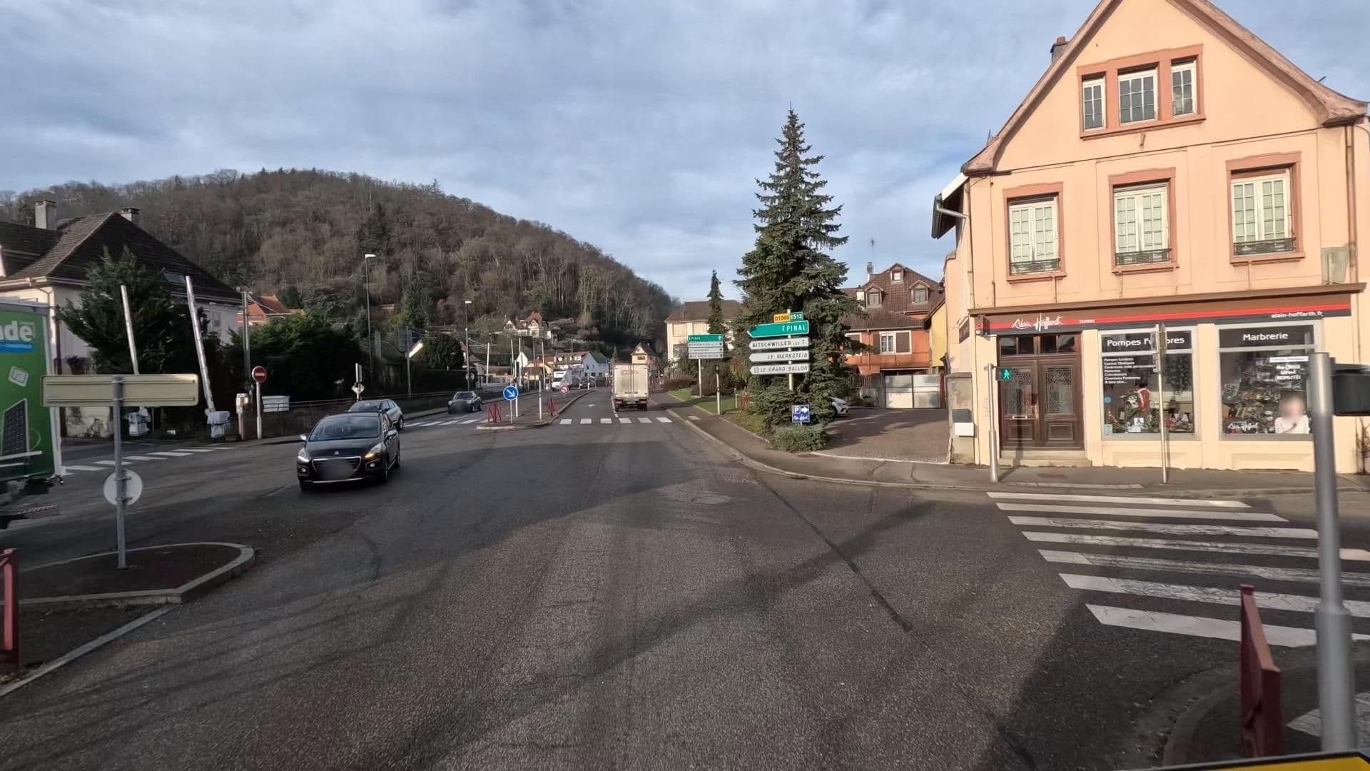 Street view near Hôtel de France, Thann — © bct (CC BY-SA · Mapillary)