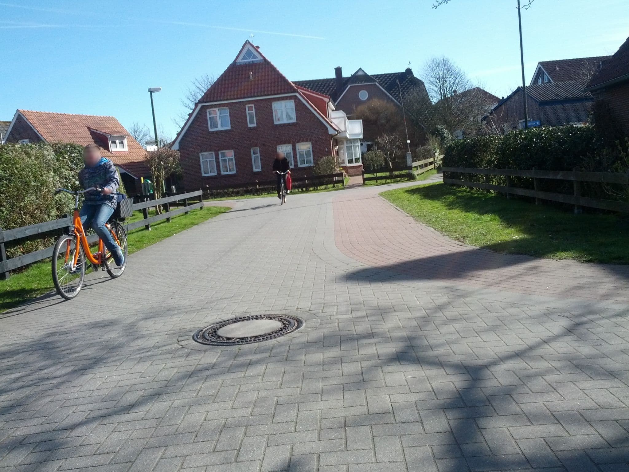 Street view near Langeoog Prickenhof, Langeoog — © zoegglmeyr (CC BY-SA · Mapillary)
