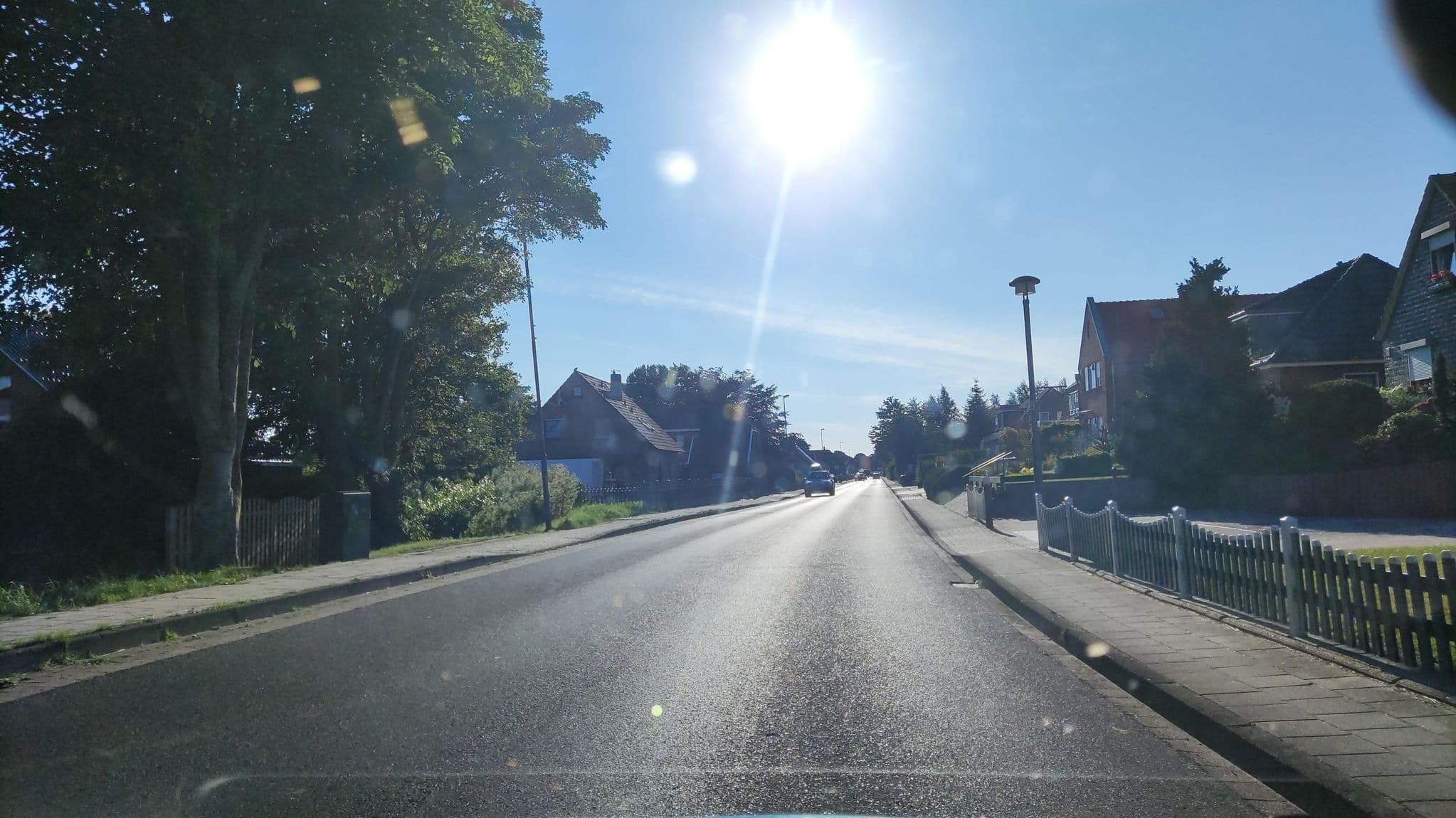 Street view near Haus Kuhn, Neuharlingersiel — © hotteliene (CC BY-SA · Mapillary)