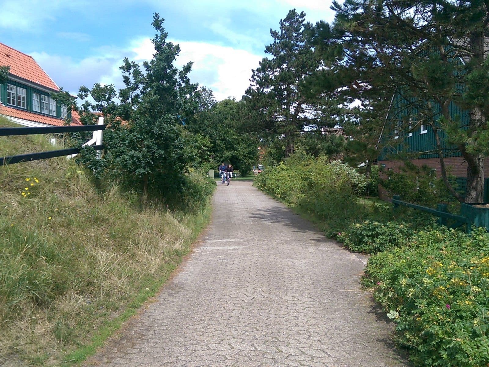 Street view near Ferienwohnung Inselnest, Neuharlingersiel — © flohoff (CC BY-SA · Mapillary)