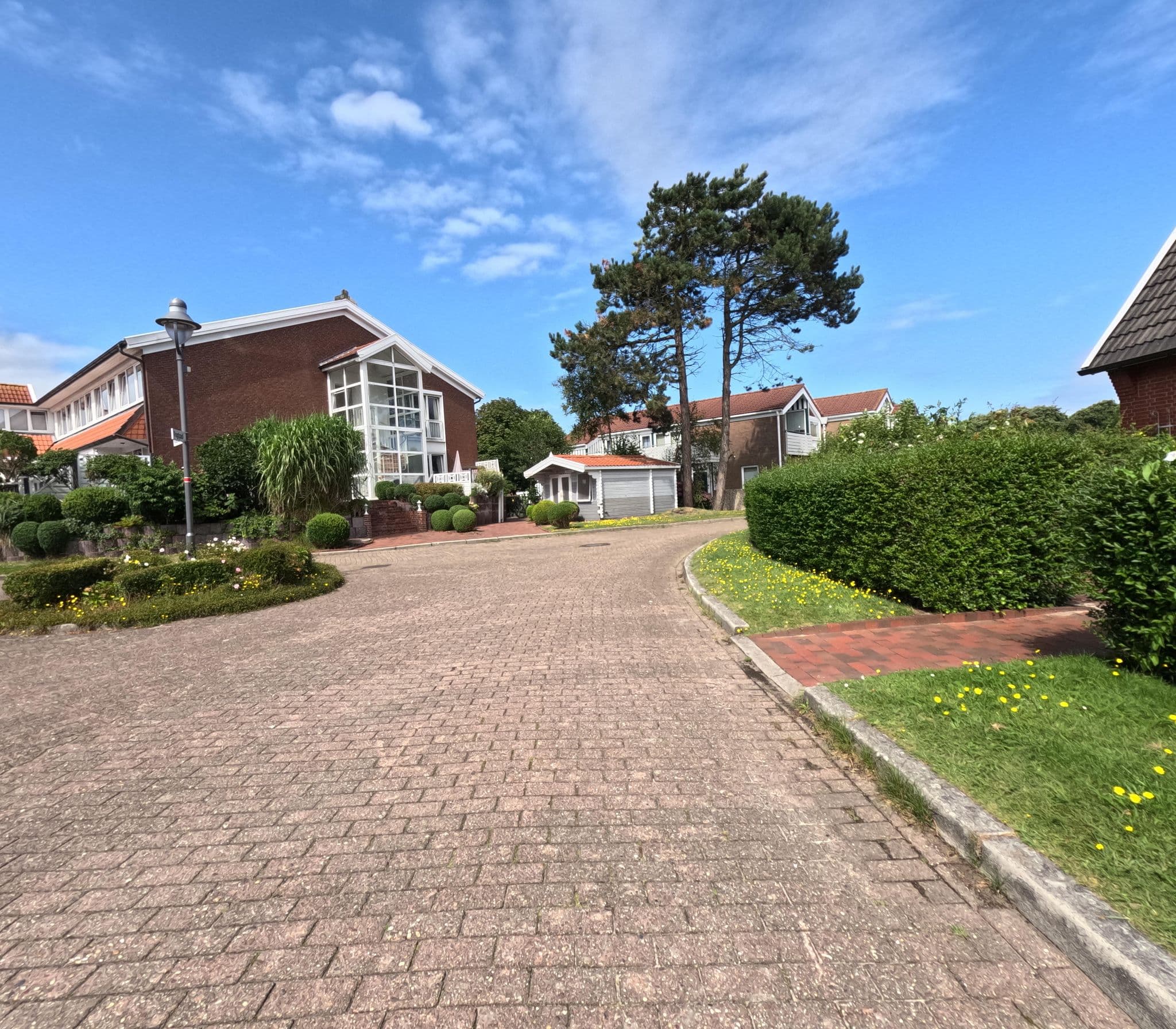 Street view near Ferienwohnung auf Langeoog, Langeoog — © rempshaener (CC BY-SA · Mapillary)