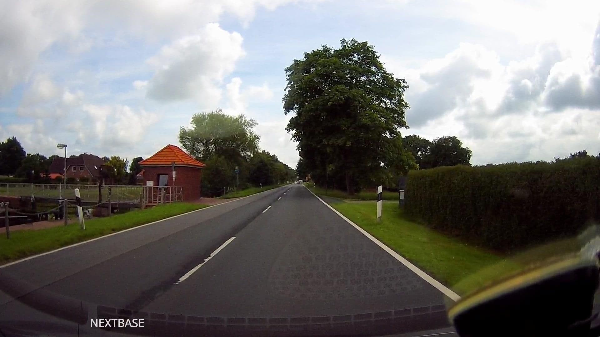 Street view near Ferienhaus Friesland, Wiesmoor — © derlipper (CC BY-SA · Mapillary)