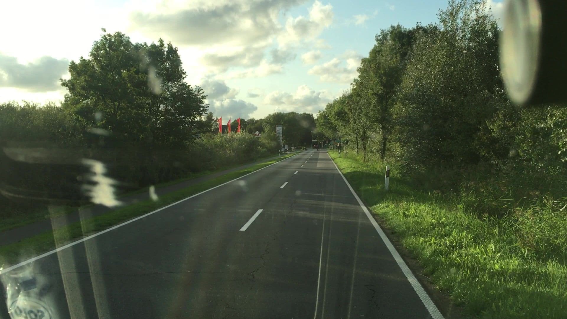 Street view near Haus Nordseepferdchen, Esens — © lvl5 (CC BY-SA · Mapillary)