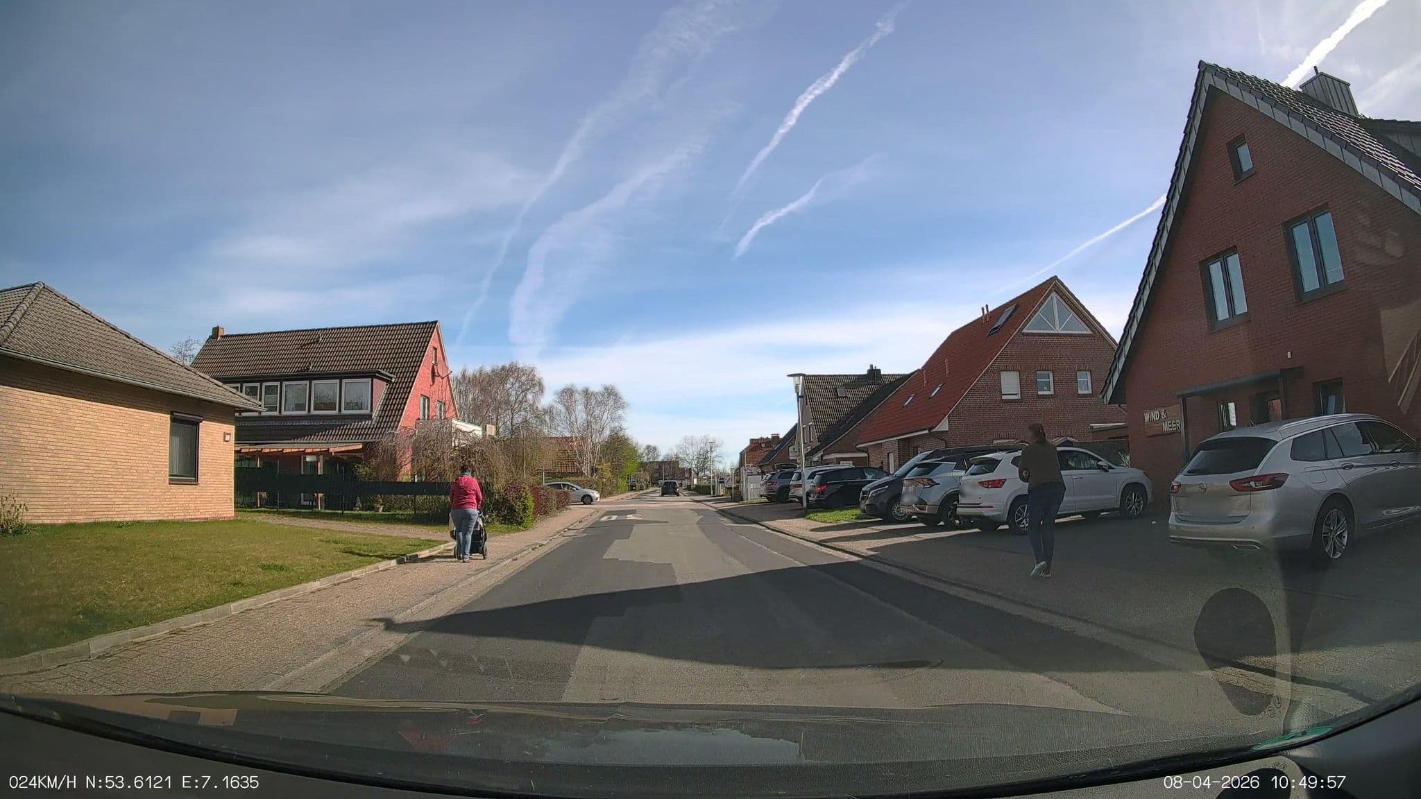 Street view near Gästehaus Beßlich, Norddeich — © heetENkoel (CC BY-SA · Mapillary)
