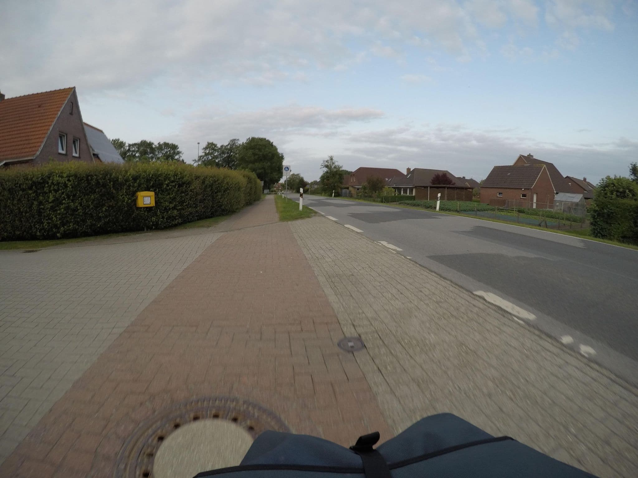 Street view near Ferienhäuser MoJe, Dornum — © mfa (CC BY-SA · Mapillary)
