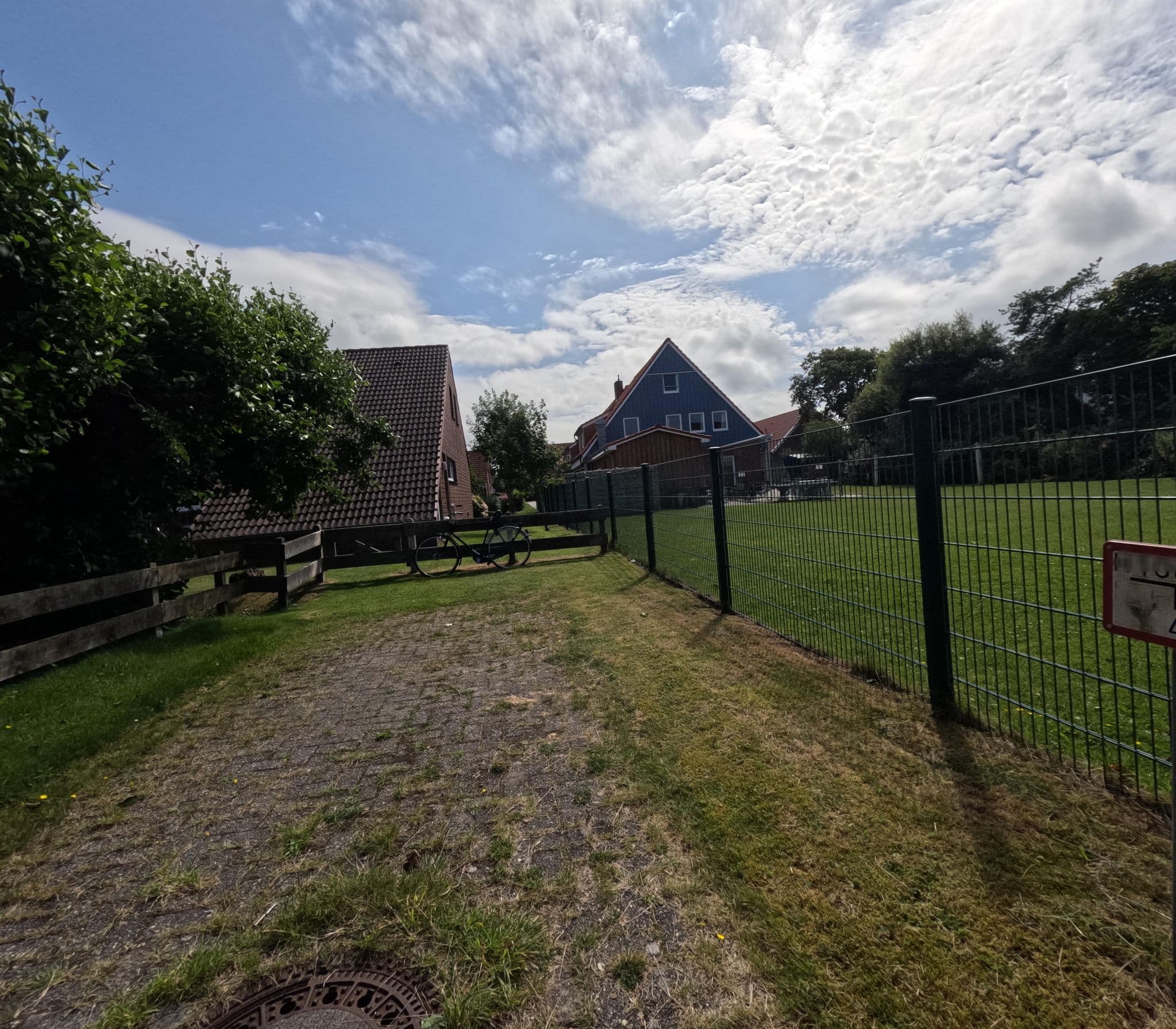 Street view near Jugendheim Lemgo des Kreises Lippe, Langeoog — © rempshaener (CC BY-SA · Mapillary)