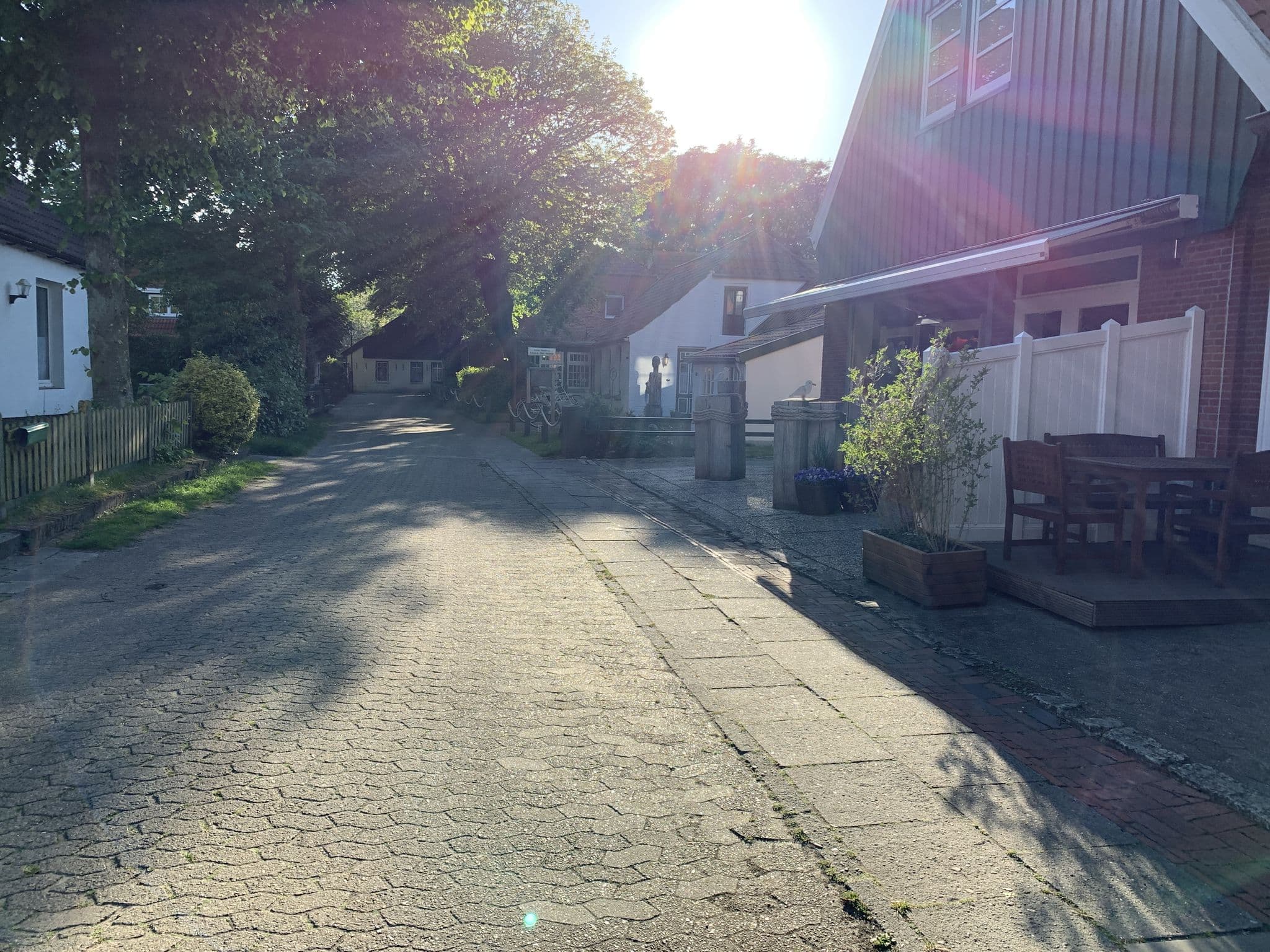 Street view near Haus Winfried, Neuharlingersiel — © bierti (CC BY-SA · Mapillary)
