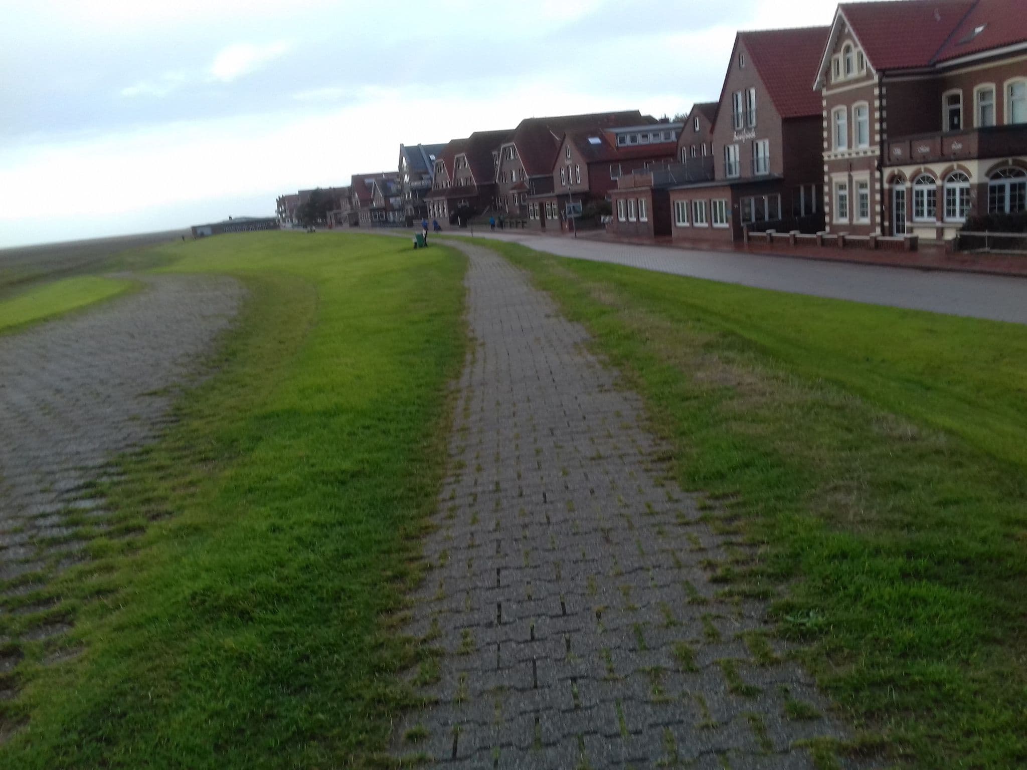 Street view near Gästehaus Sohn - Nordseebad Juist, Juist — © laika (CC BY-SA · Mapillary)