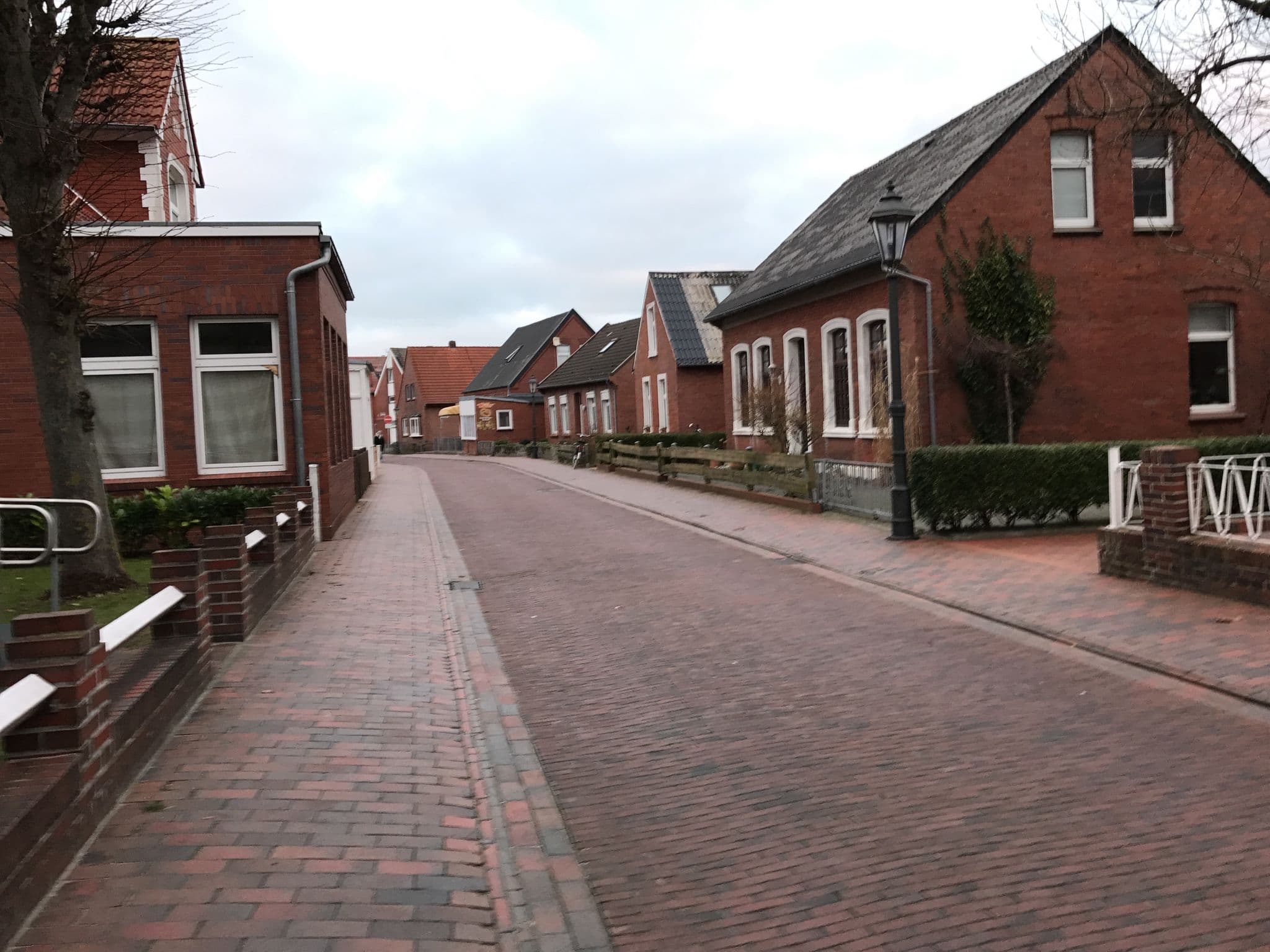Street view near Aeikens, A., B., Ferienhaus, Borkum — © miguel_andrade (CC BY-SA · Mapillary)