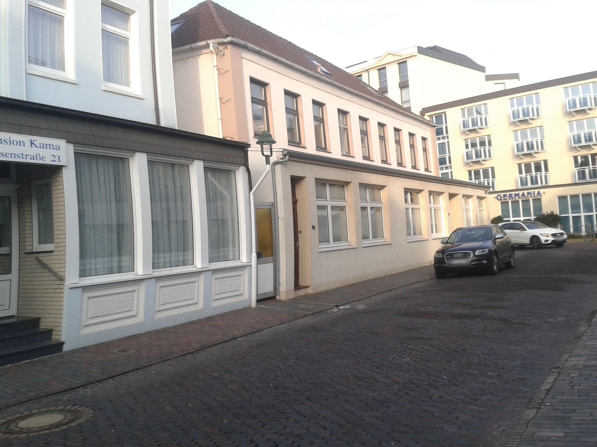Street view near Frühstücks-Pension Kama, Norderney — © thomas (CC BY-SA · Mapillary)