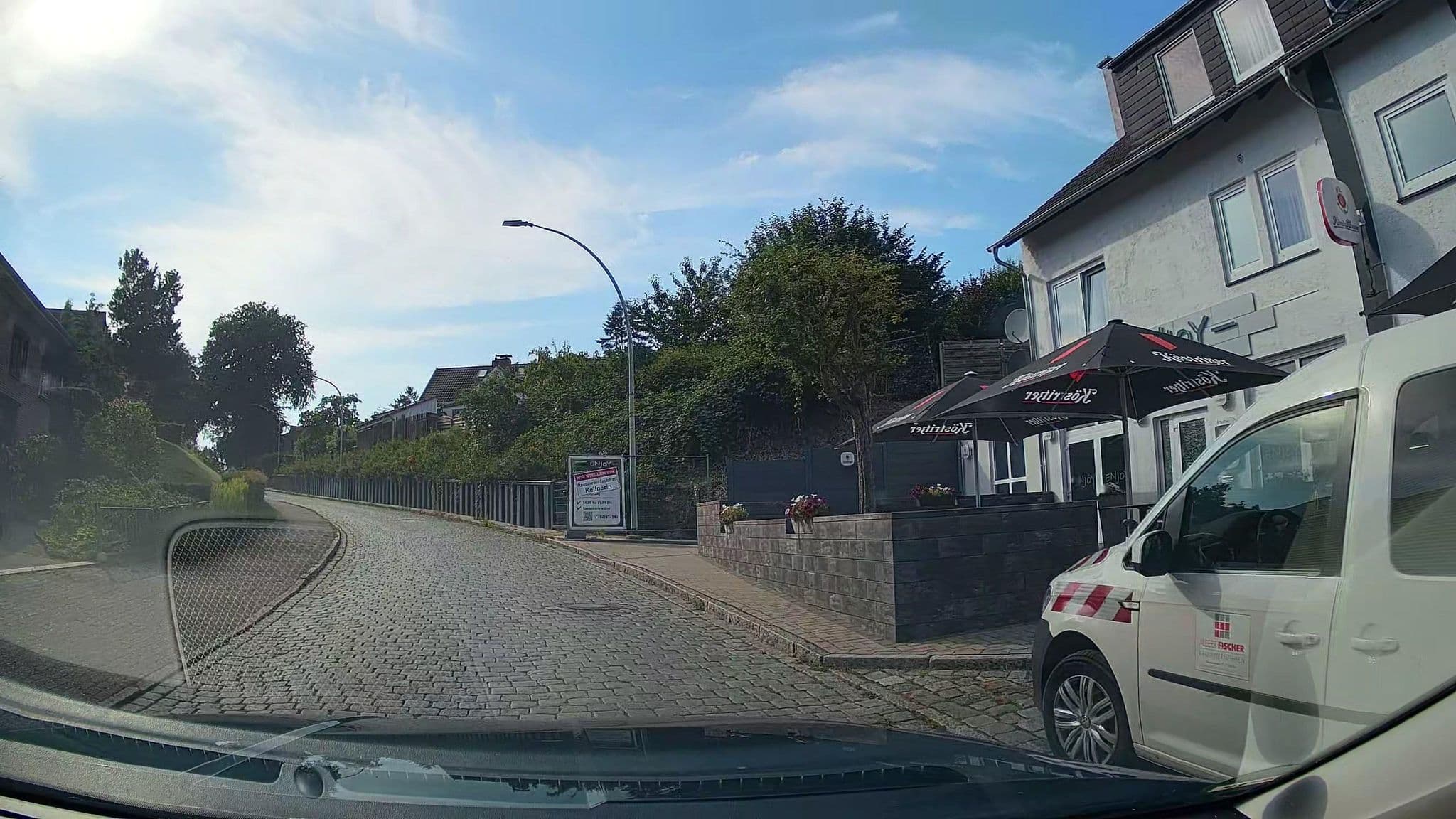Street view near Hotel Jägerstube, Ritterhude — © StefanS79 (CC BY-SA · Mapillary)