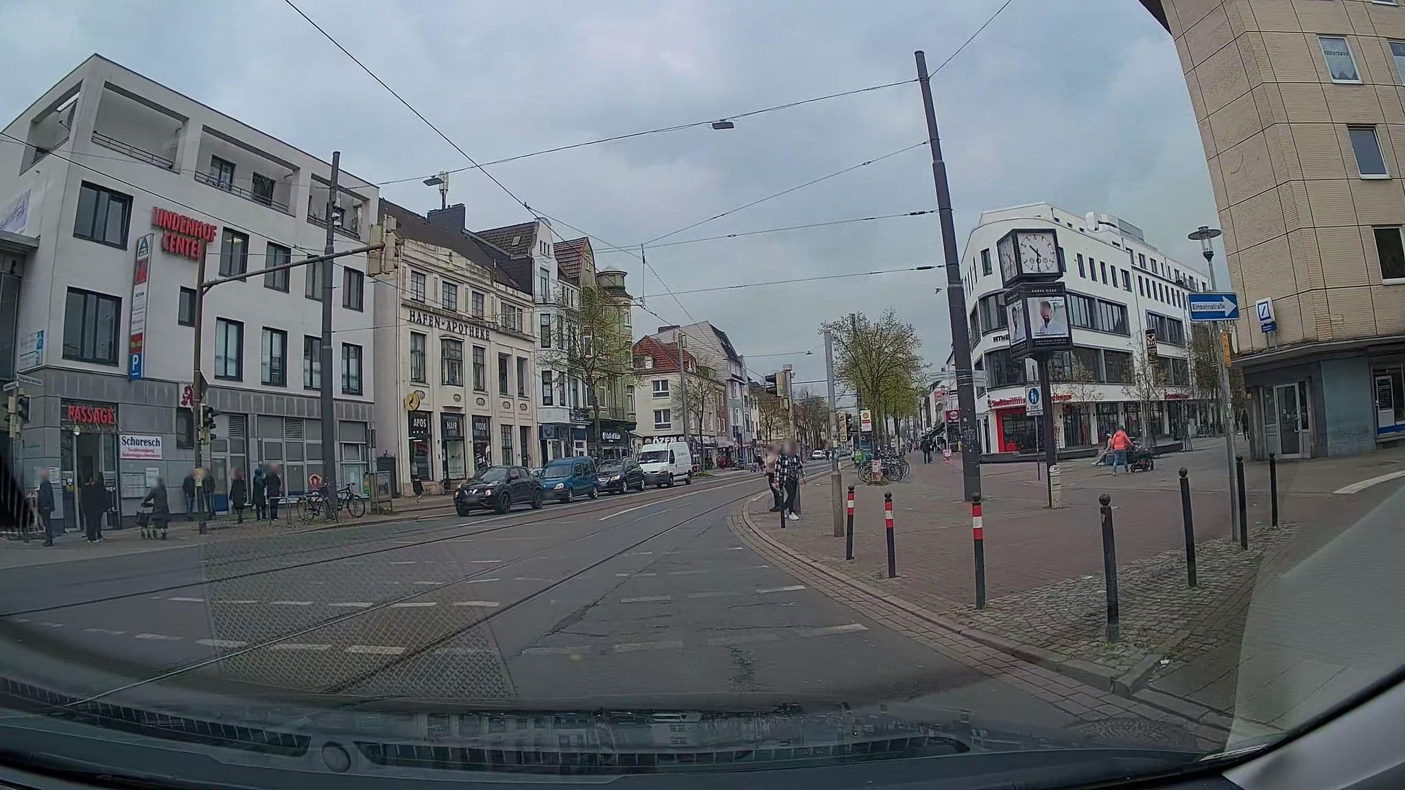 Street view near Weser Hotel, Bremen — © StefanS79 (CC BY-SA · Mapillary)
