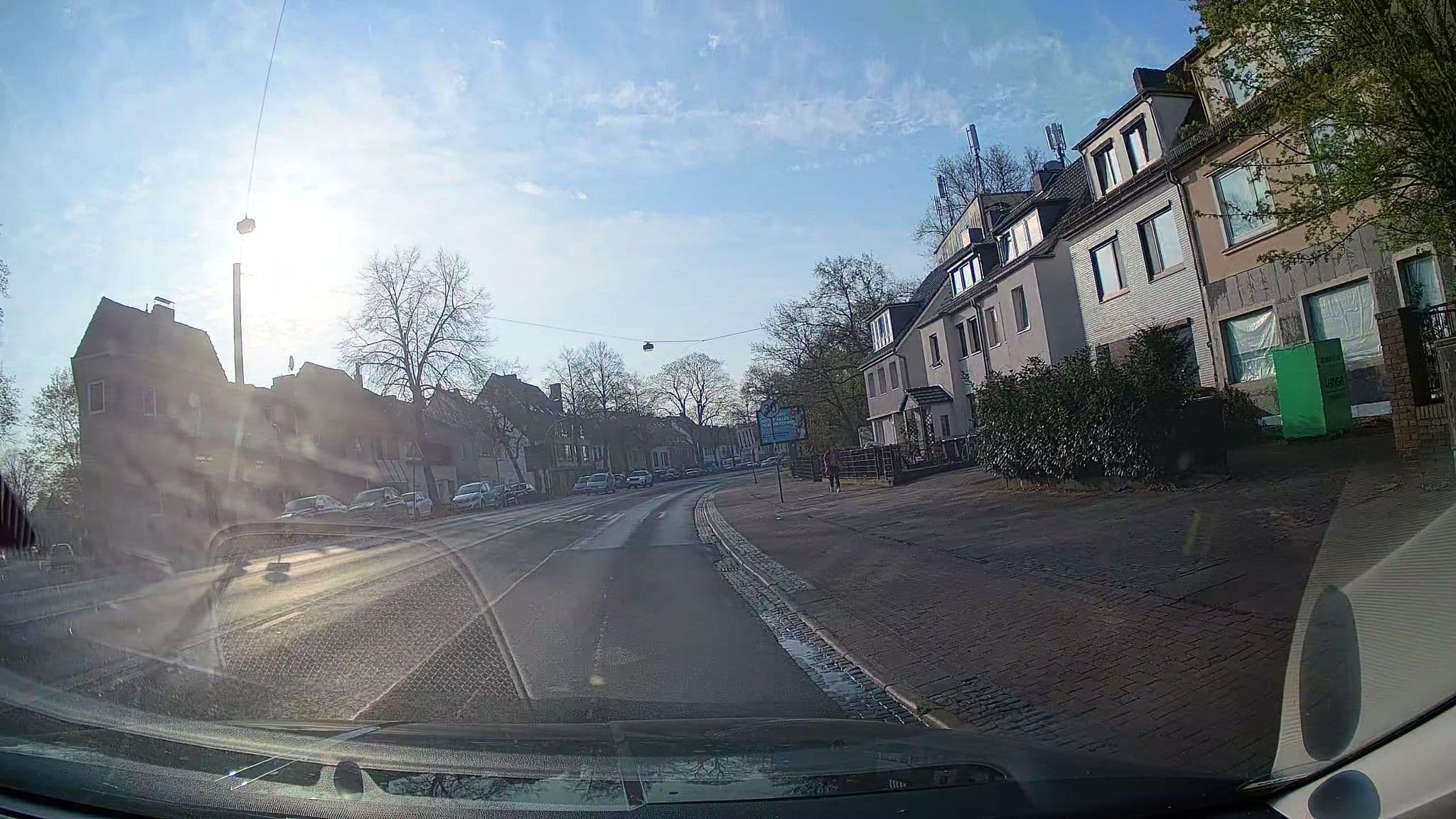 Street view near AHH Hotelservice Berlin GmbH, Burglesum — © StefanS79 (CC BY-SA · Mapillary)