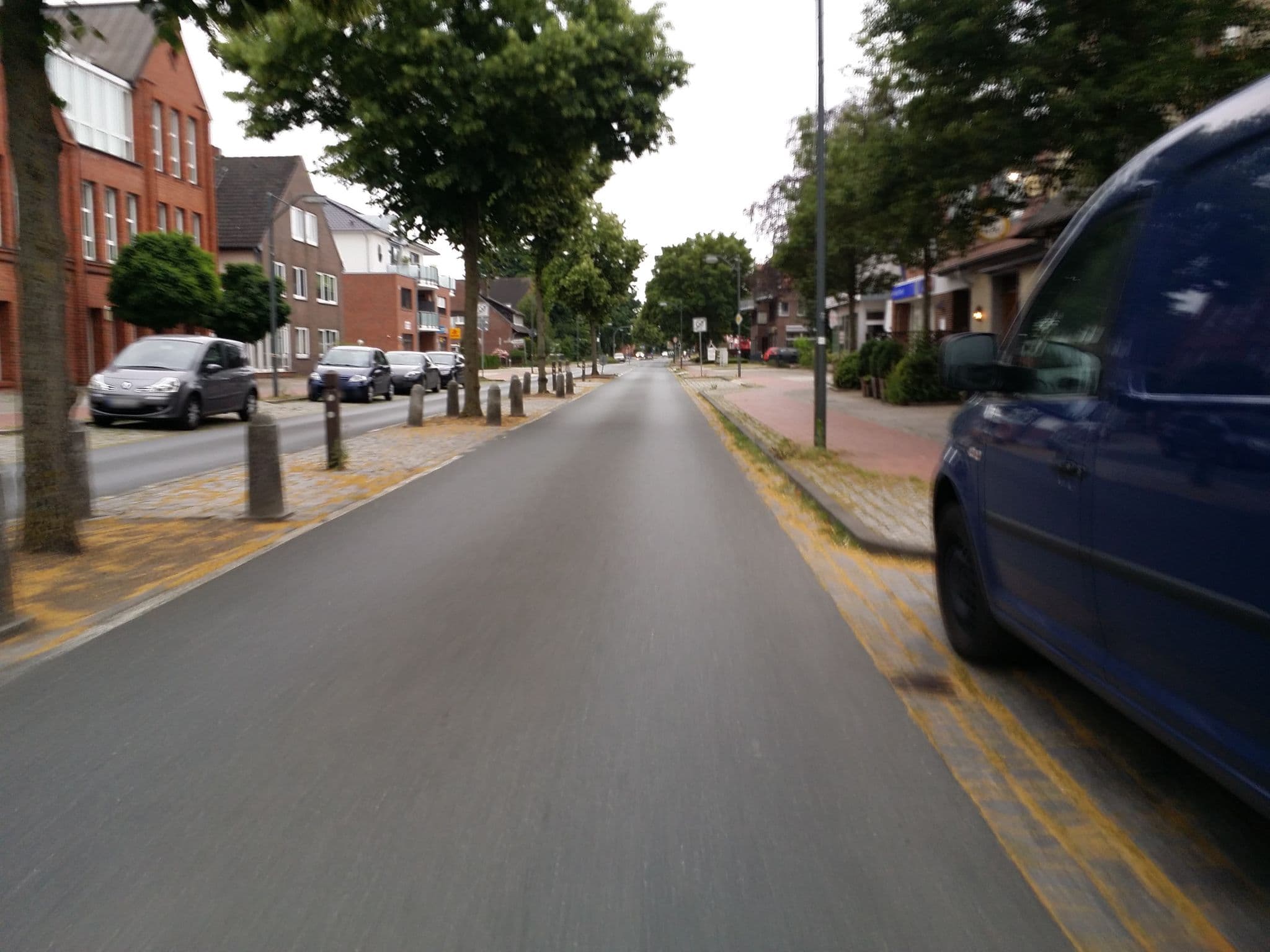 Street view near Hotel zum Hannoverschen Roß, Stuhr — © abmap (CC BY-SA · Mapillary)