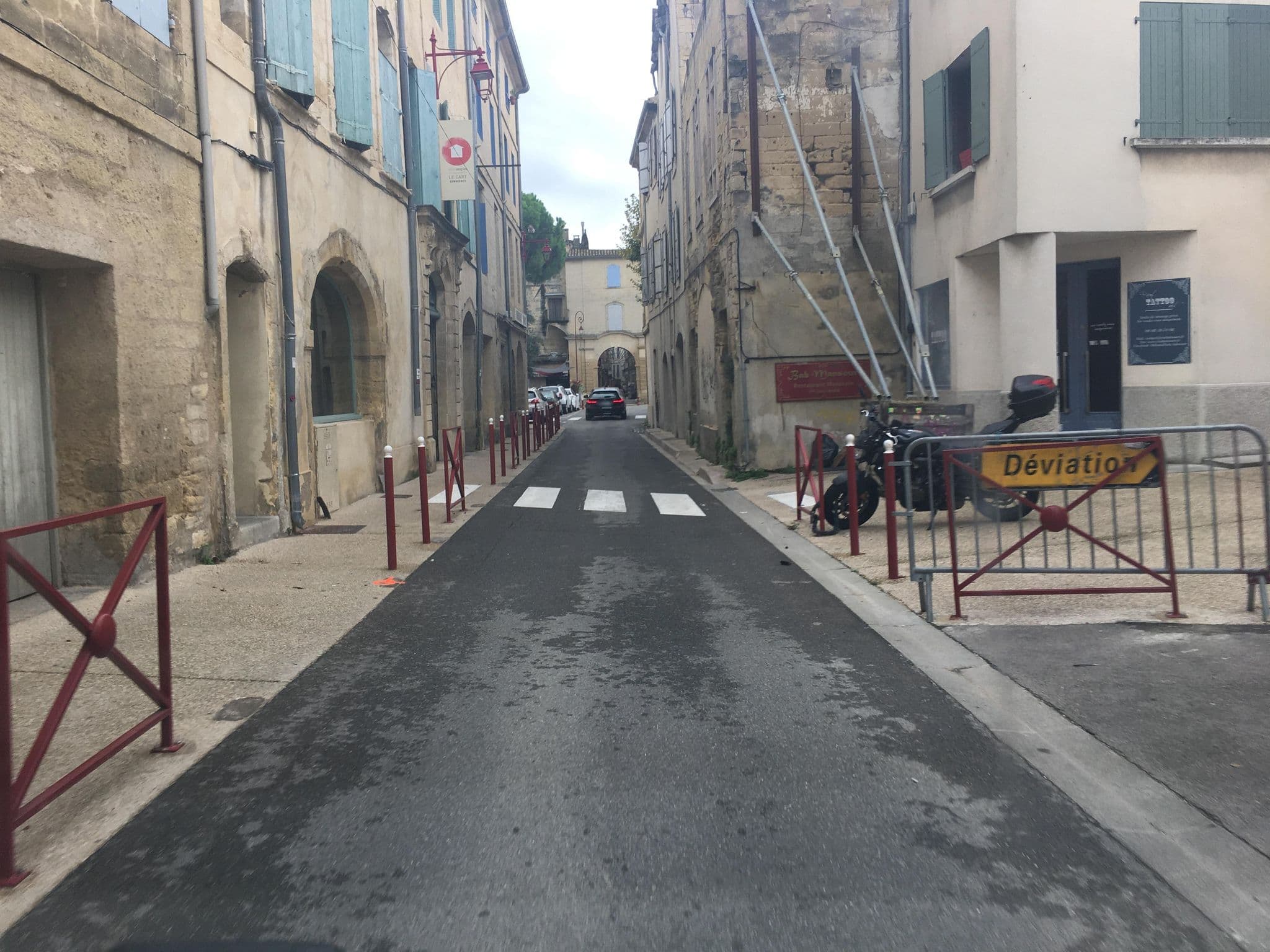 Street view near Éthic Étapes le Cart, Sommières — © raymond (CC BY-SA · Mapillary)