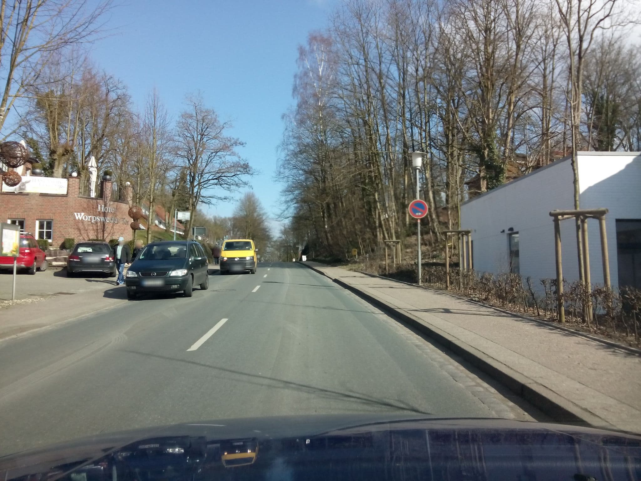 Street view near Country Partner Hotel Worpsweder Tor, Worpswede — © manfredi (CC BY-SA · Mapillary)