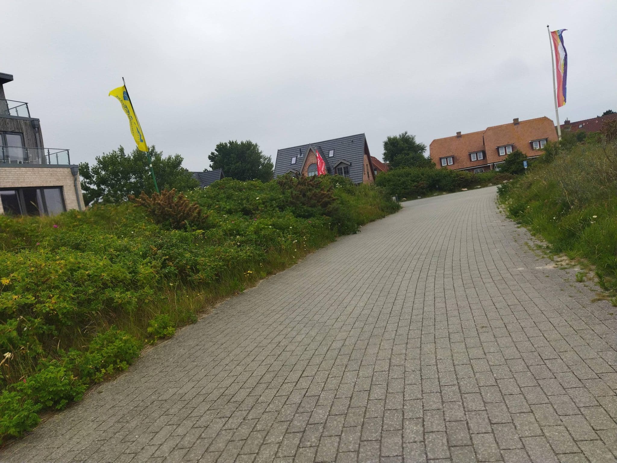 Street view near Hotel Strand am Königshafen, List — © changchun1 (CC BY-SA · Mapillary)
