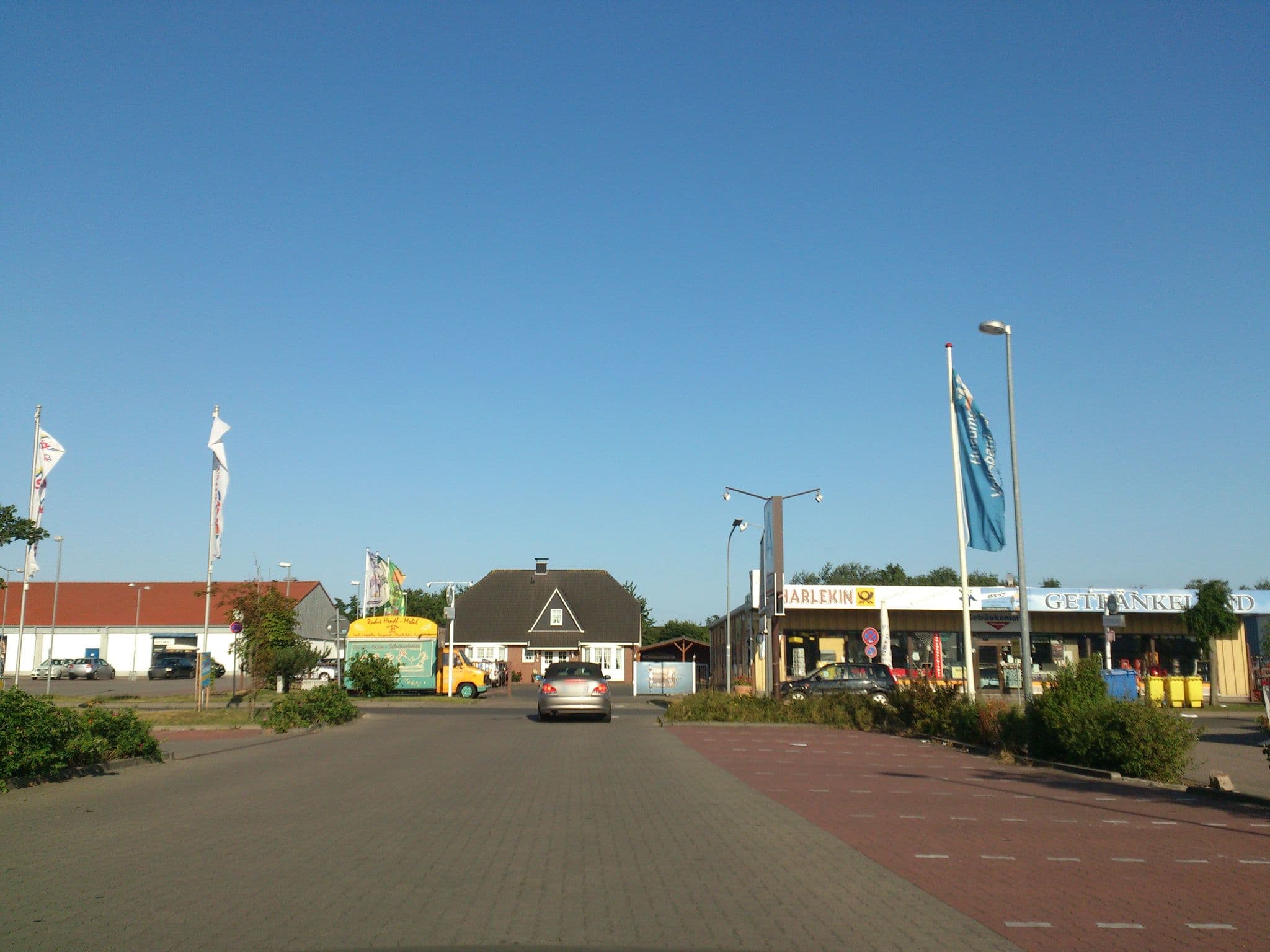 Street view near Nordsee-Urlaubszeit Appartementvermittlung, Sankt Peter-Ording — © amenophis (CC BY-SA · Mapillary)