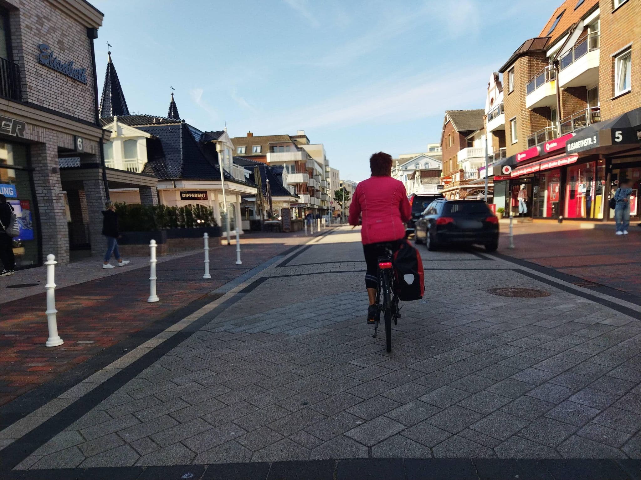 Street view near Sylter Besserburg App. 2P, Westerland — © changchun1 (CC BY-SA · Mapillary)