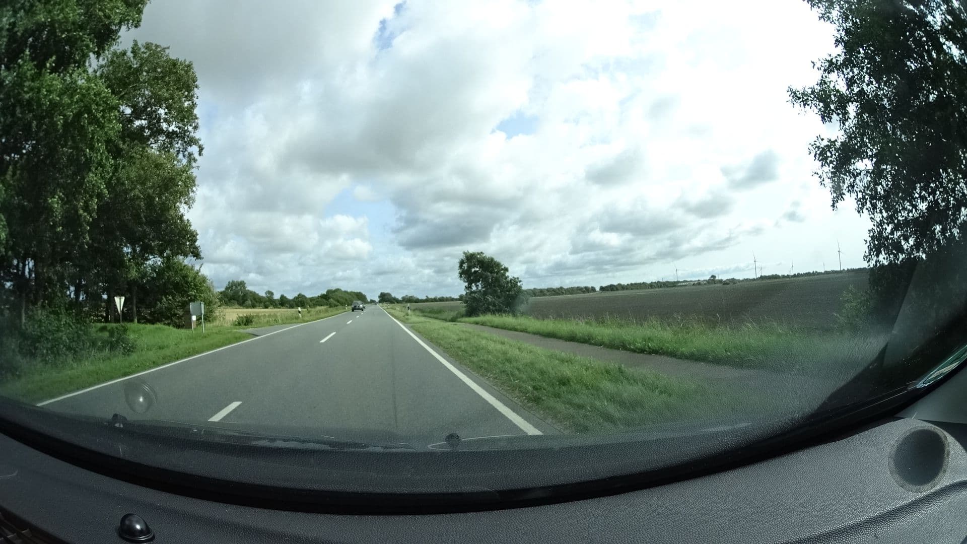 Street view near Alte Schule Niebüll, Niebüll — © sashazykov (CC BY-SA · Mapillary)