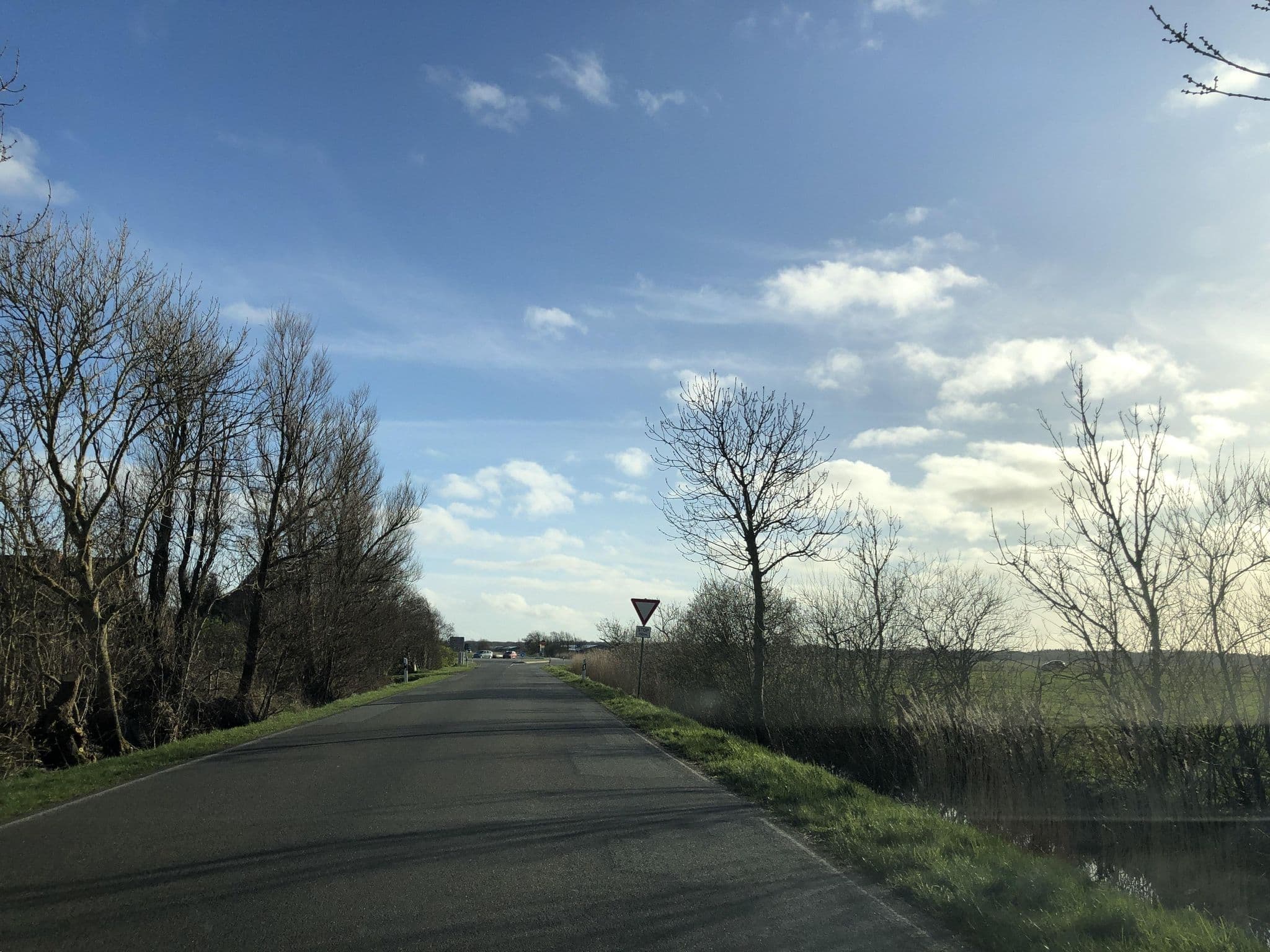 Street view near Landhaus Sutje, Sankt Peter-Ording — © peterleth (CC BY-SA · Mapillary)
