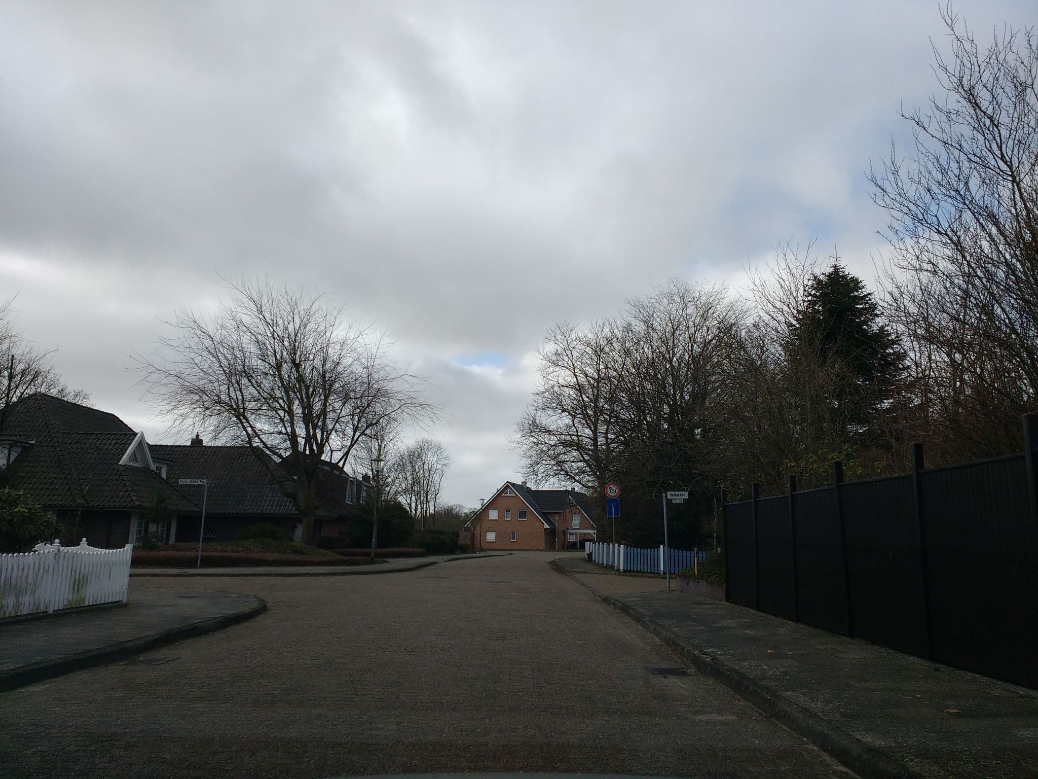 Street view near Haus Tanneneck, Cuxhaven — © thetornado76 (CC BY-SA · Mapillary)