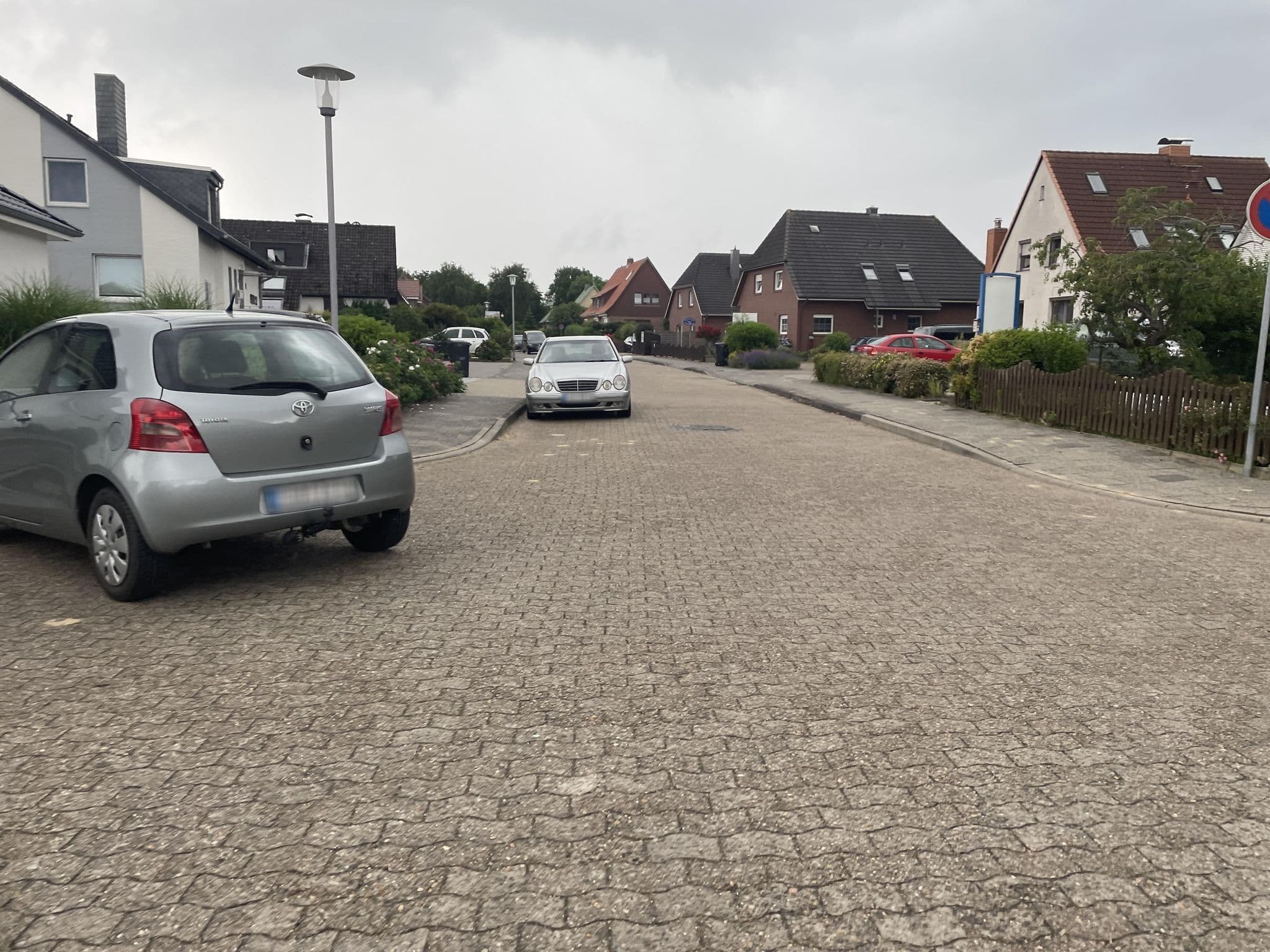 Street view near Haus zur Heimat, Cuxhaven — © buschjost (CC BY-SA · Mapillary)