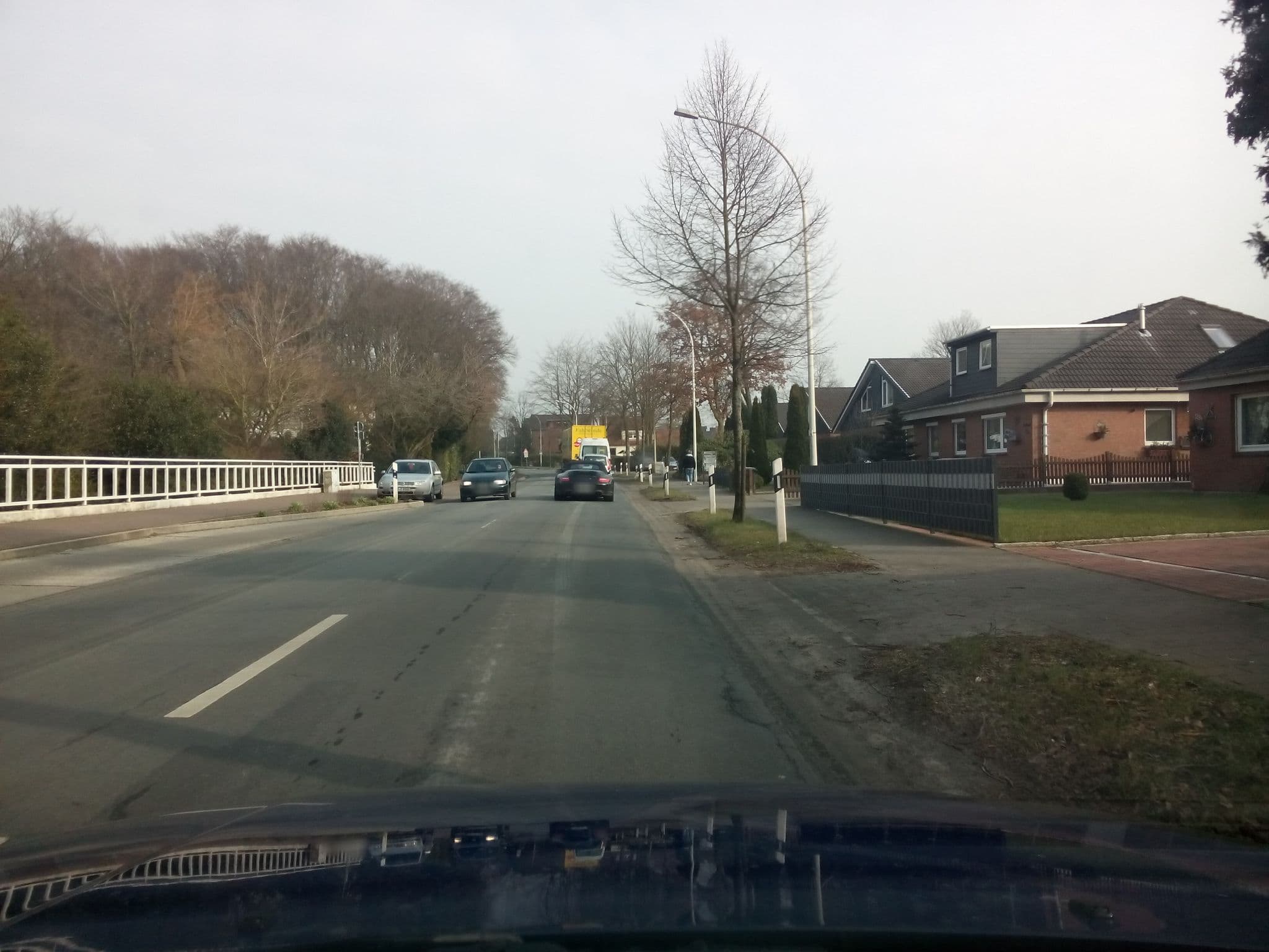 Street view near SW Senioren-Wohnpark Soziale Altenbetreuung GmbH, Bremerhaven — © manfredi (CC BY-SA · Mapillary)