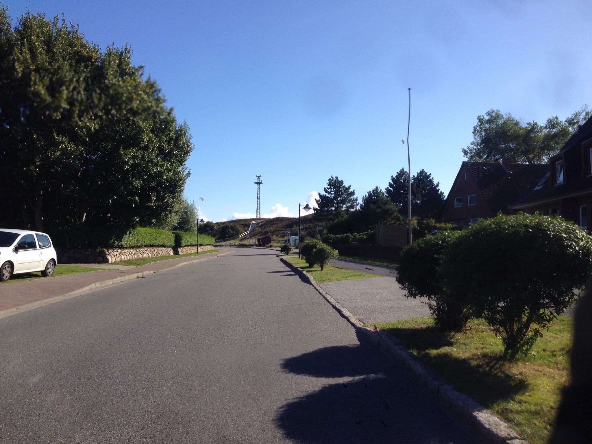 Street view near Günzburg 13, List — © mjay (CC BY-SA · Mapillary)