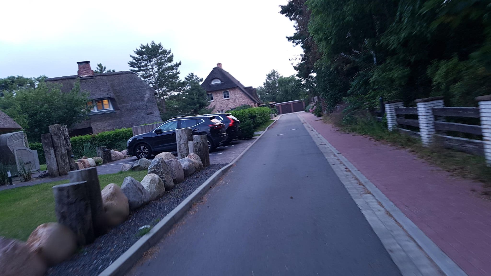 Street view near Pension Pük Deel, Sankt Peter-Ording — © dsmm (CC BY-SA · Mapillary)