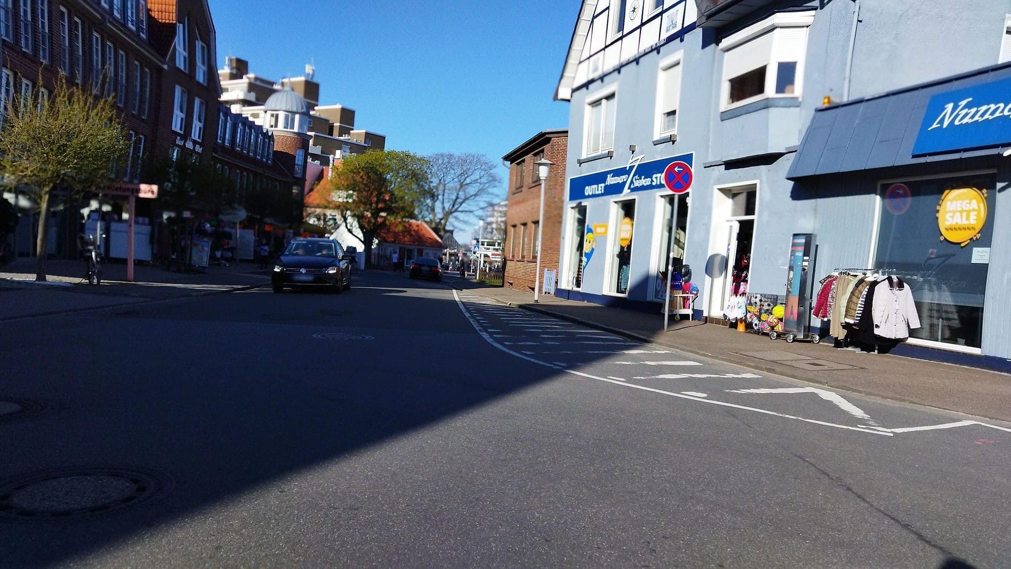 Street view near Peter Weber, Cuxhaven — © changchun1 (CC BY-SA · Mapillary)