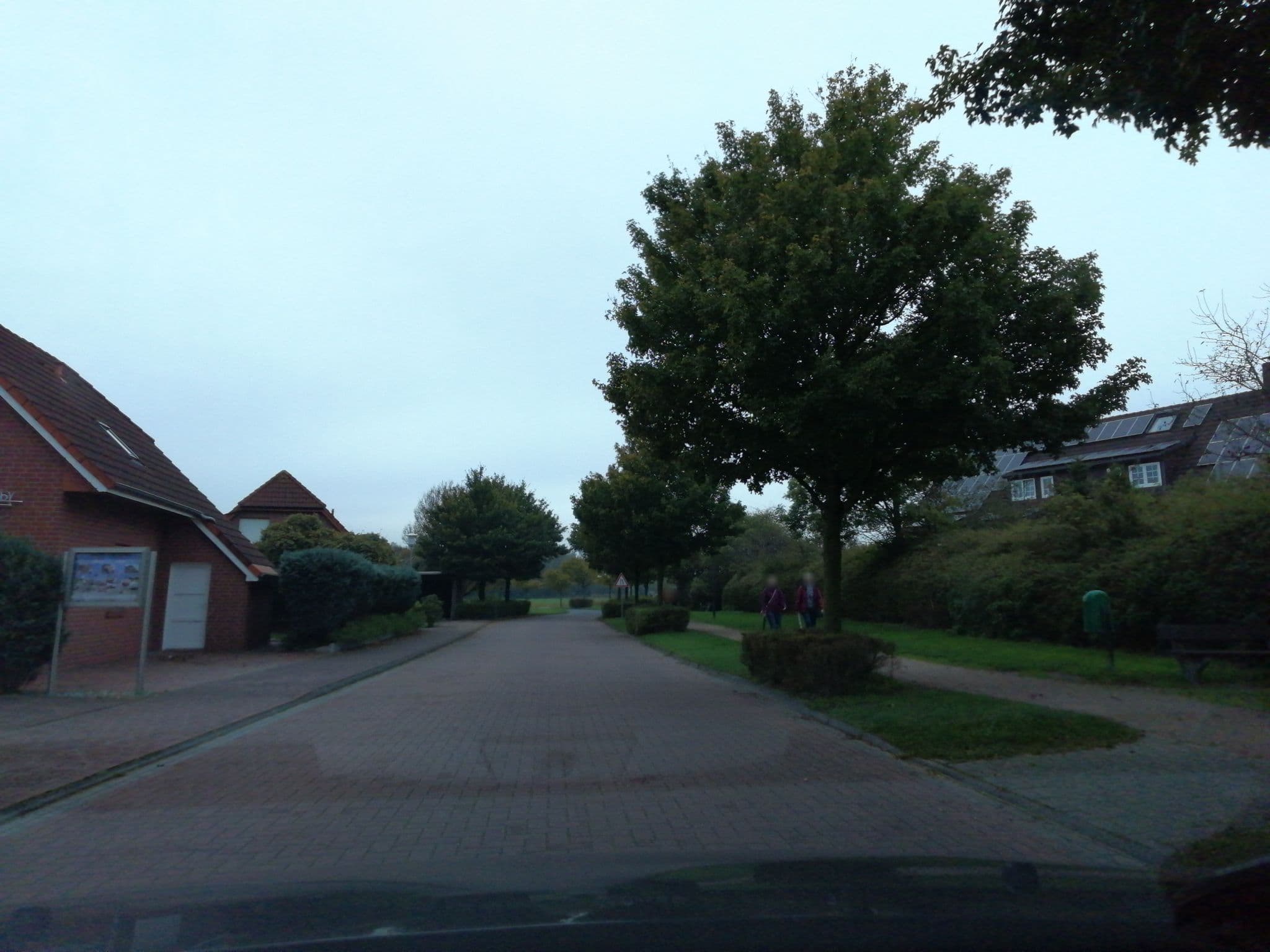 Street view near Friesenhof Hooksiel, Sillenstede — © hotzi57 (CC BY-SA · Mapillary)
