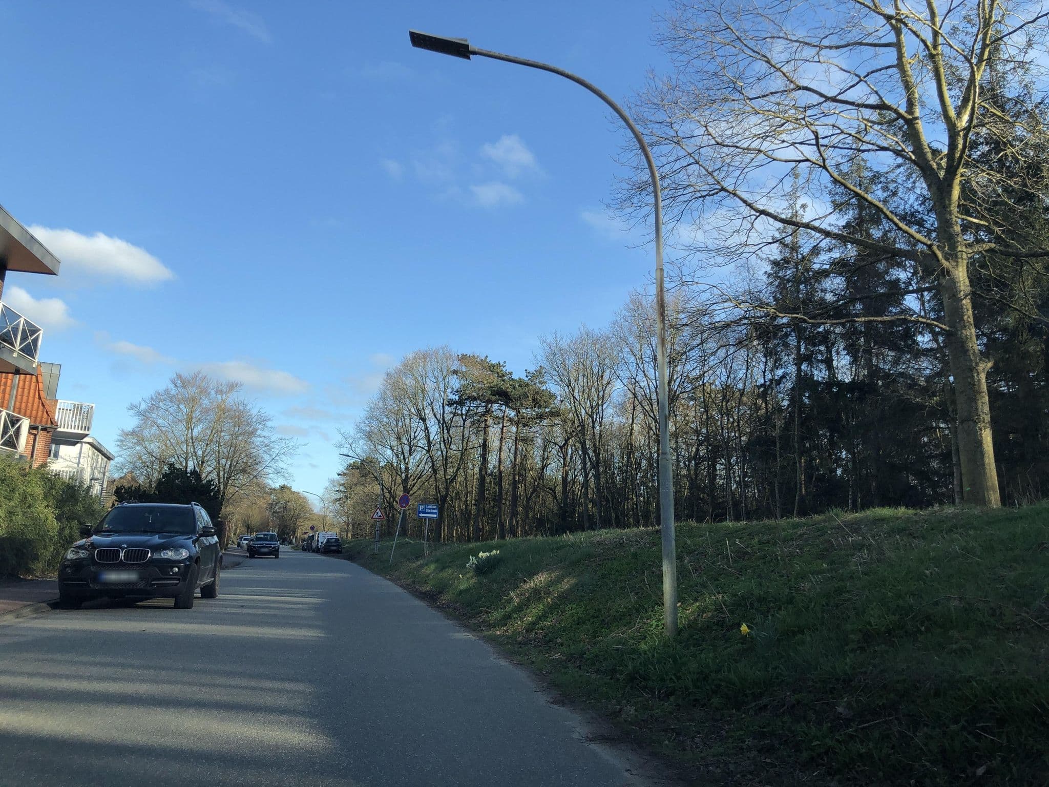 Street view near Buhne 1 Lounge And Hotel Sankt Peter-Ording, Sankt Peter-Ording — © peterleth (CC BY-SA · Mapillary)