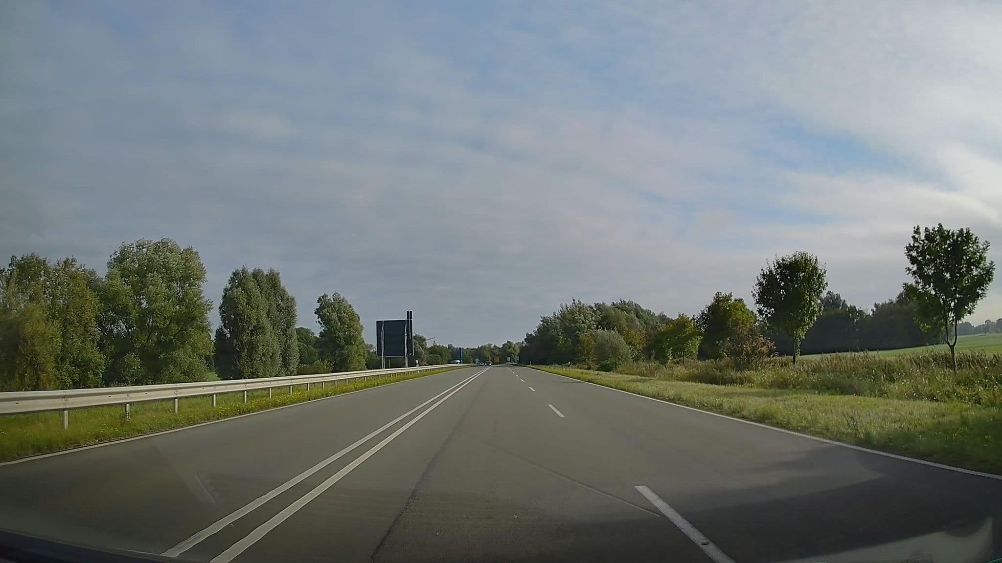 Street view near DrFuhrmanns Heim, Sandstedt — © hendel (CC BY-SA · Mapillary)
