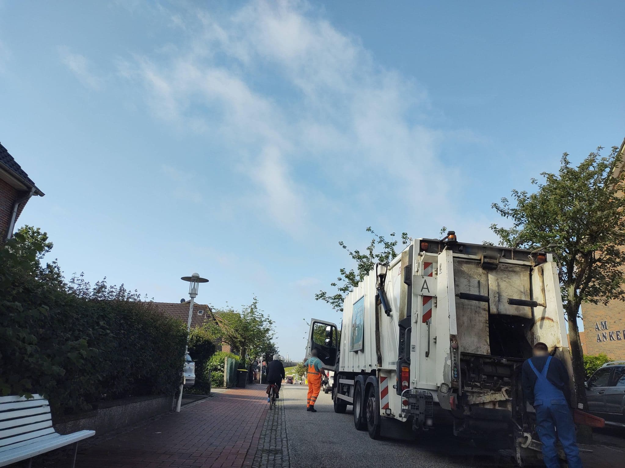 Street view near Haus Carina, Büsum — © thetornado76 (CC BY-SA · Mapillary)