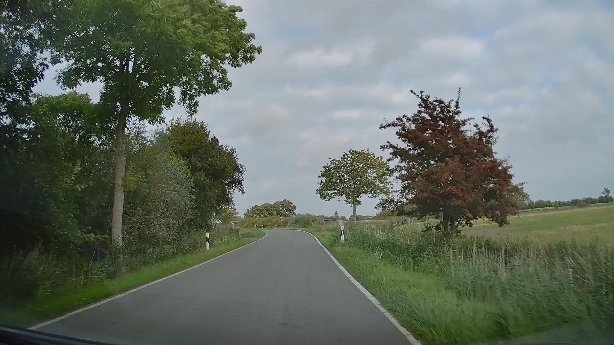 Street view near Hof Steinhütten, Tating — © hendel (CC BY-SA · Mapillary)