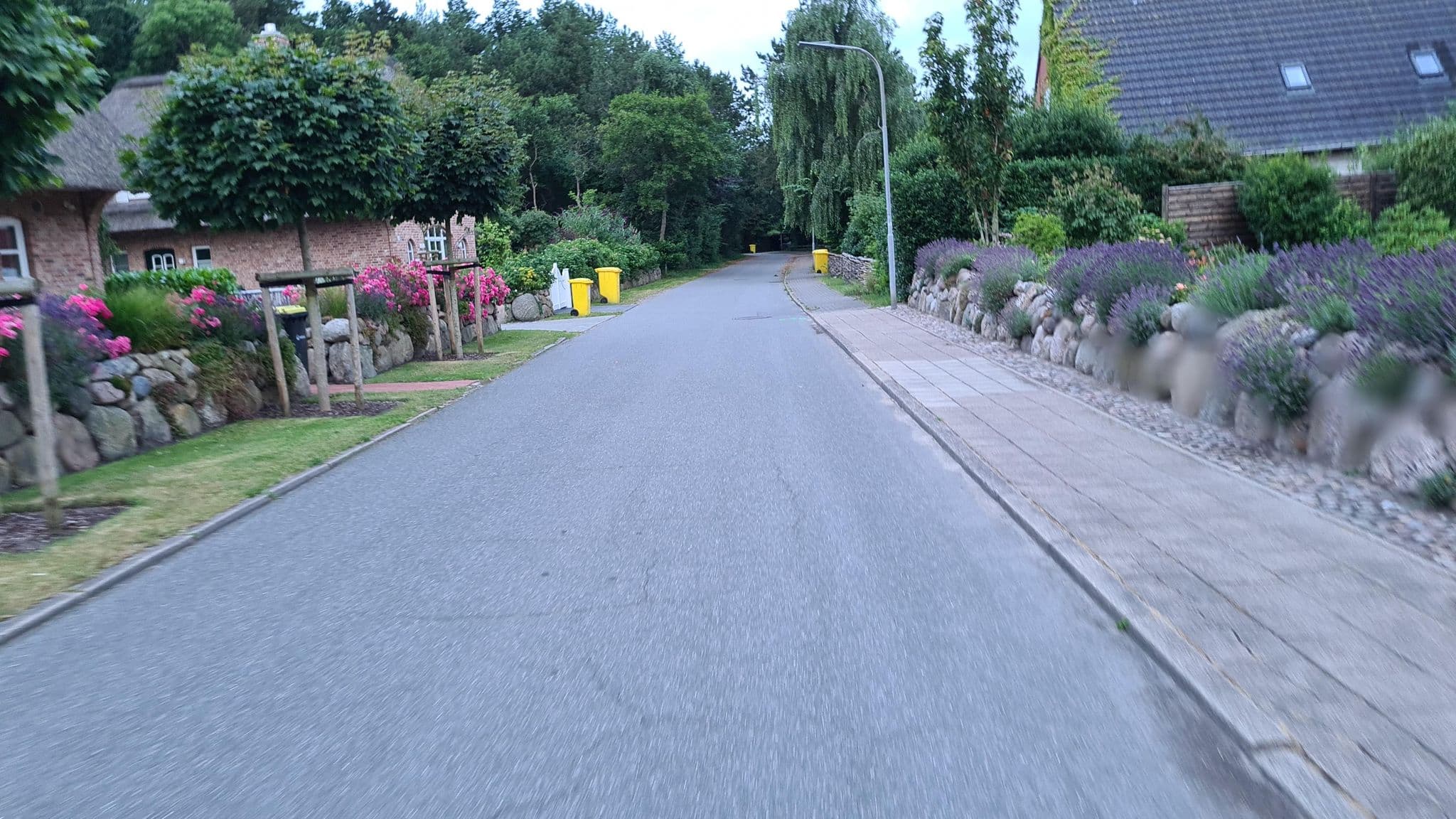 Street view near Ferienwohnungen Haus Hotzy, Sankt Peter-Ording — © dsmm (CC BY-SA · Mapillary)