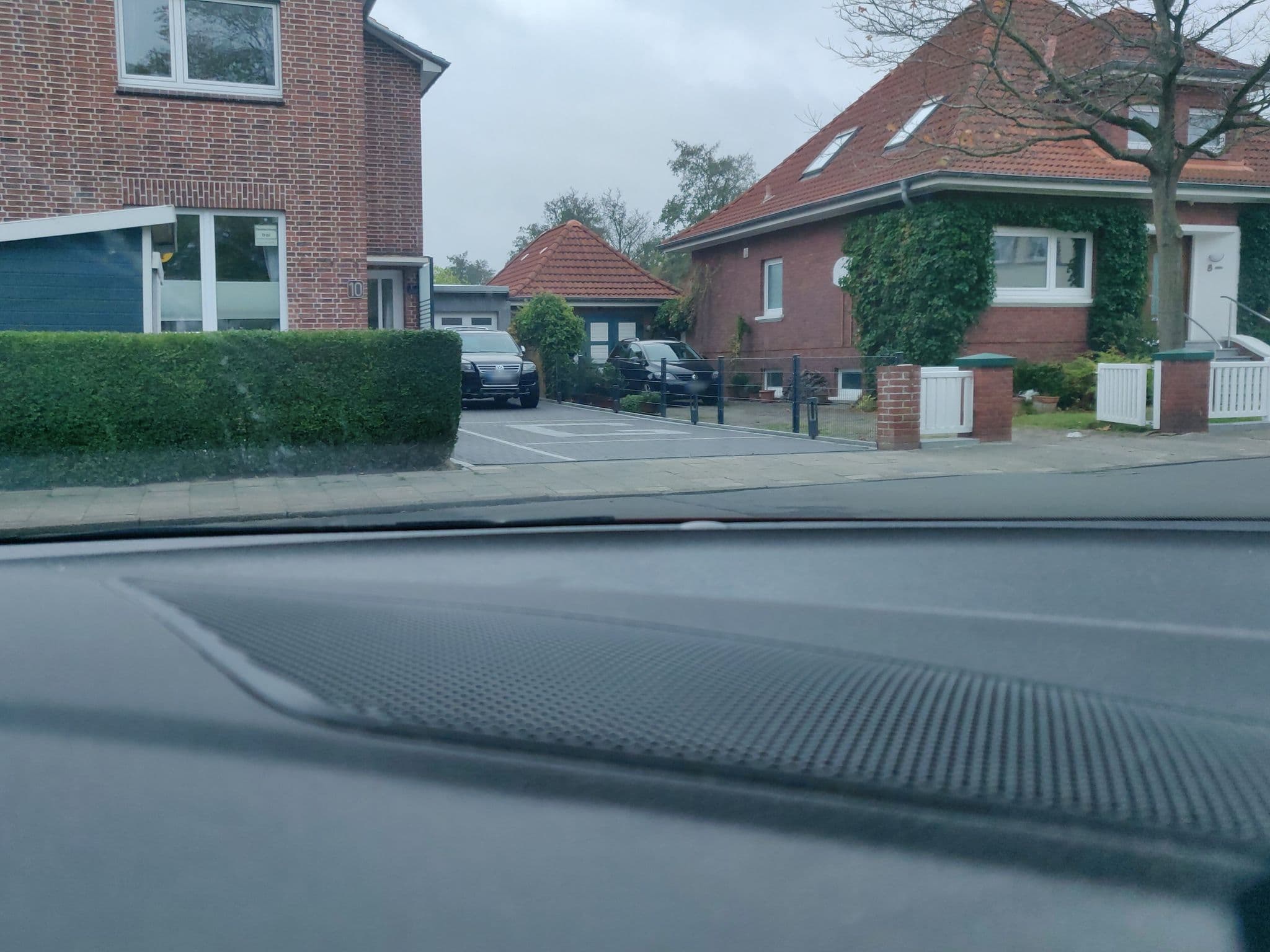 Street view near Ferienwohnung Gooß, Cuxhaven — © mighty_eighty (CC BY-SA · Mapillary)