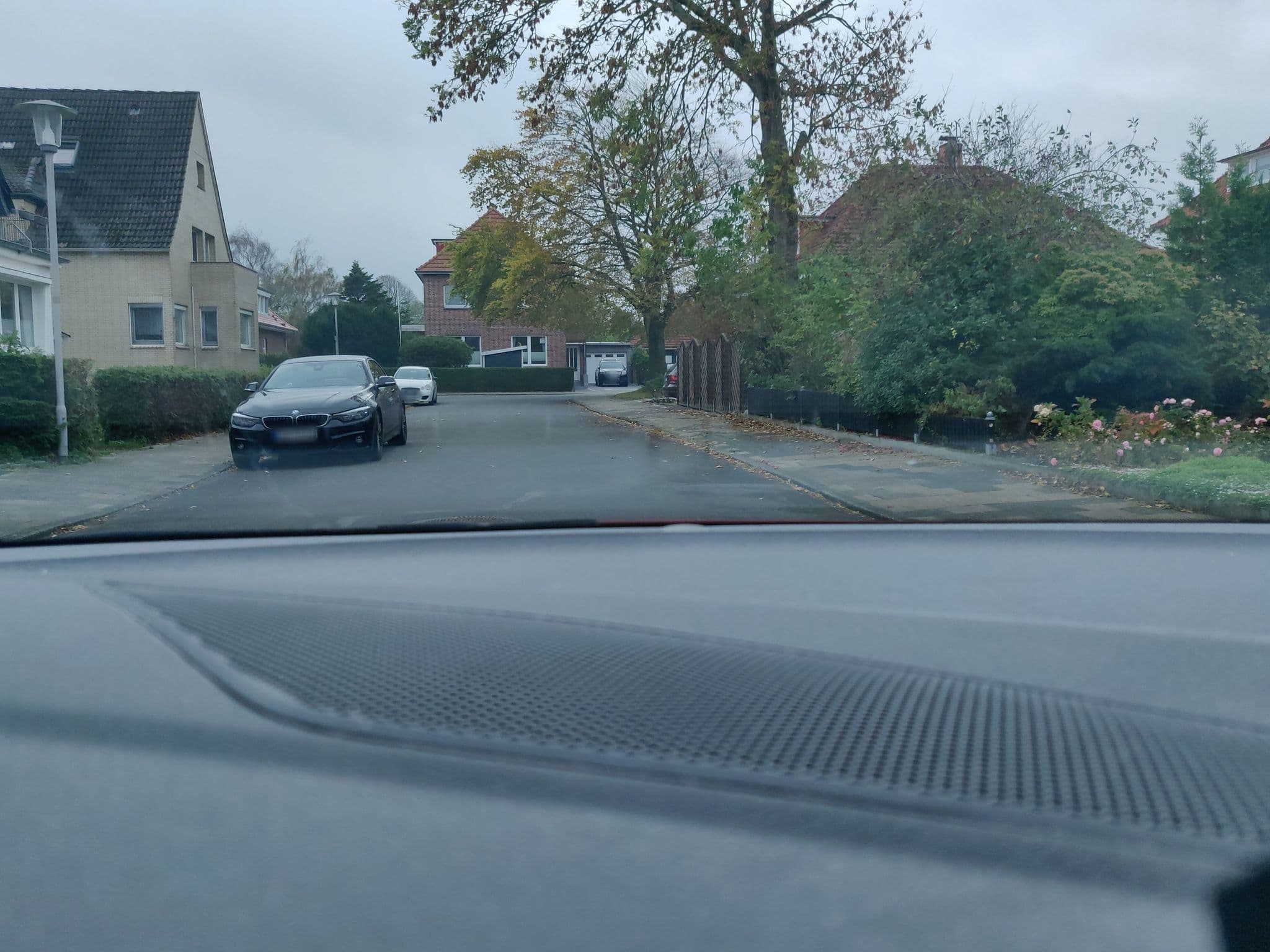 Street view near Wolfgang Scholz Ferienhäuser und Ferienwohnungen, Cuxhaven — © mighty_eighty (CC BY-SA · Mapillary)