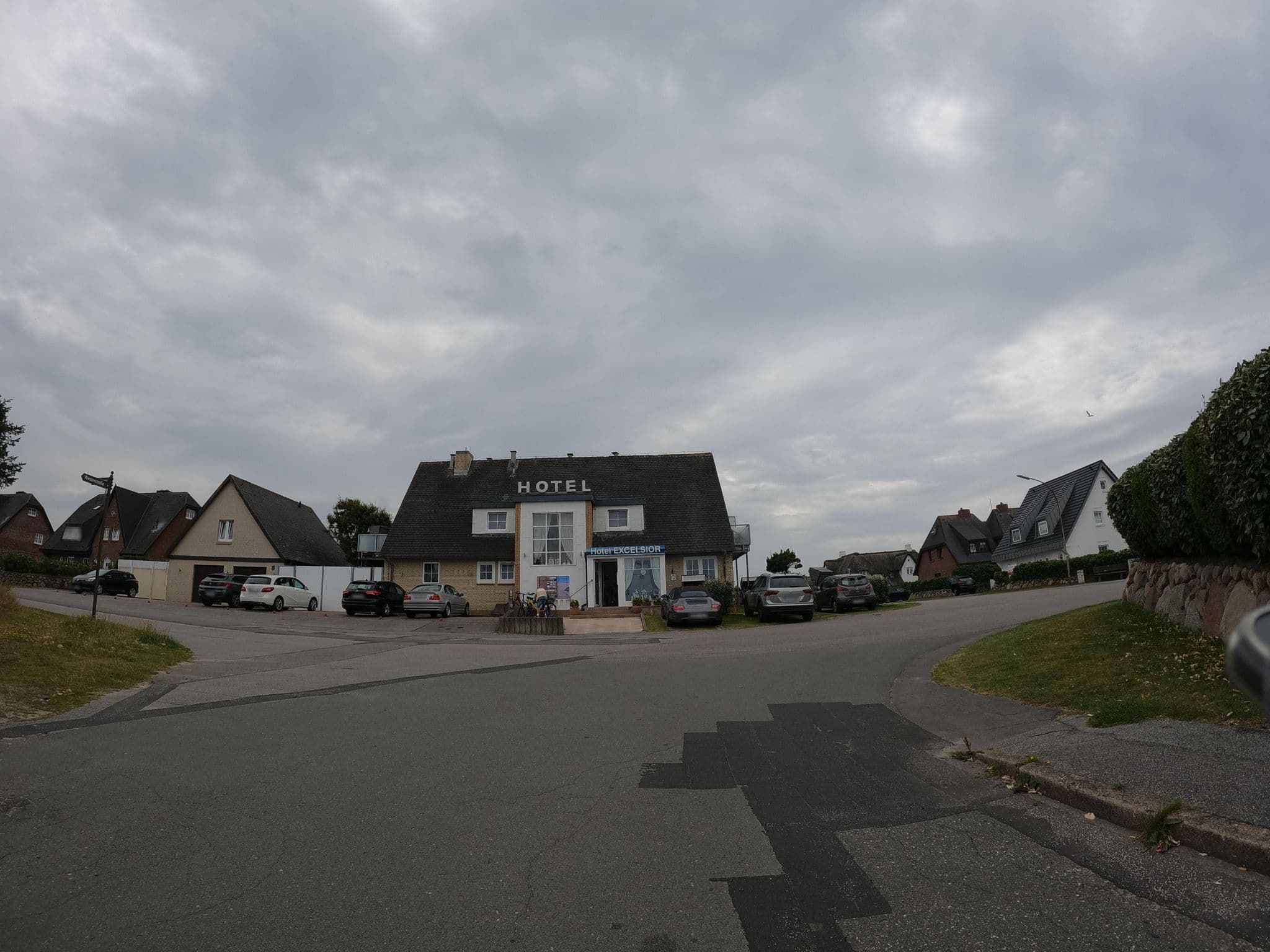 Street view near Excelsior, Westerland — © strubbl (CC BY-SA · Mapillary)
