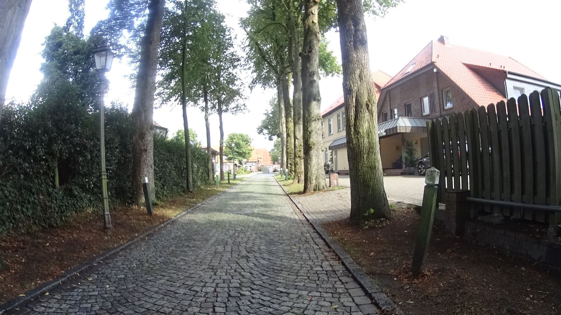 Street view near Maik Jacobs, Zetel — © ramap (CC BY-SA · Mapillary)